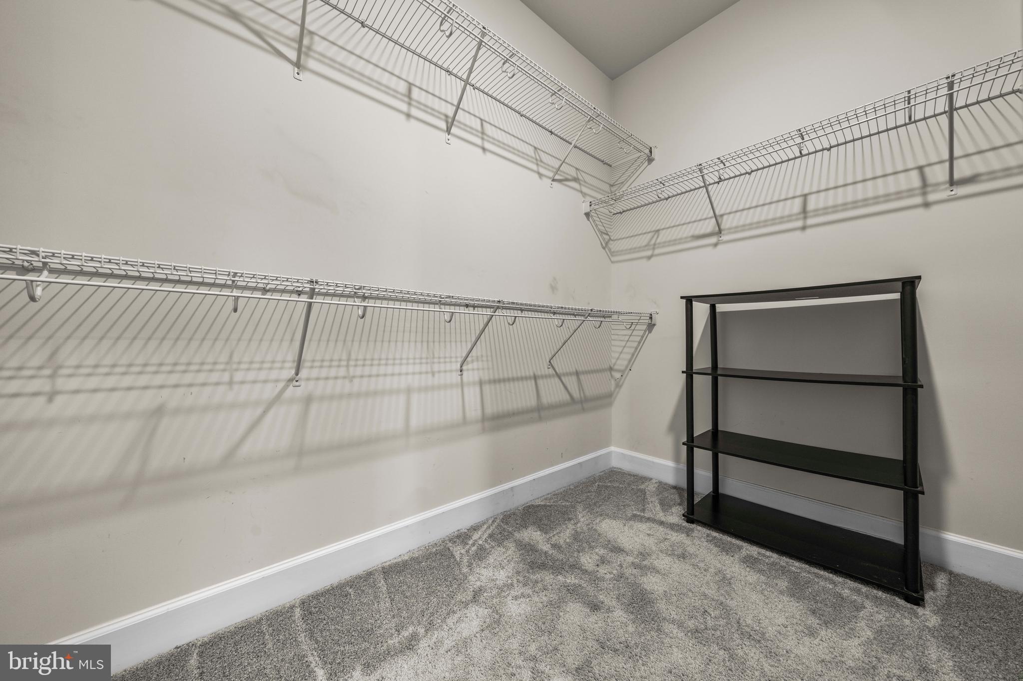 METRO WALK AT MOOREFIELD STATION - Residential