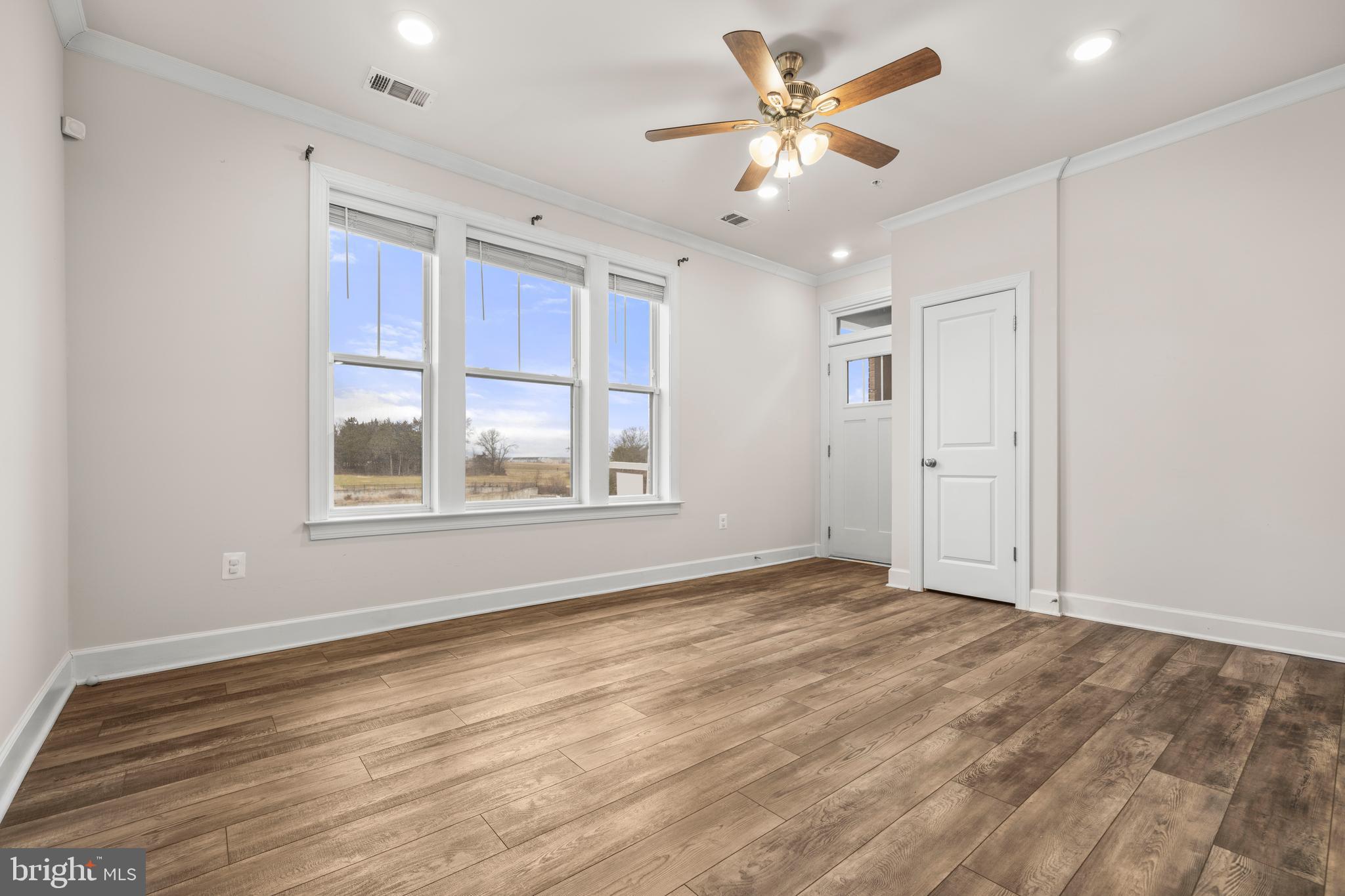 METRO WALK AT MOOREFIELD STATION - Residential