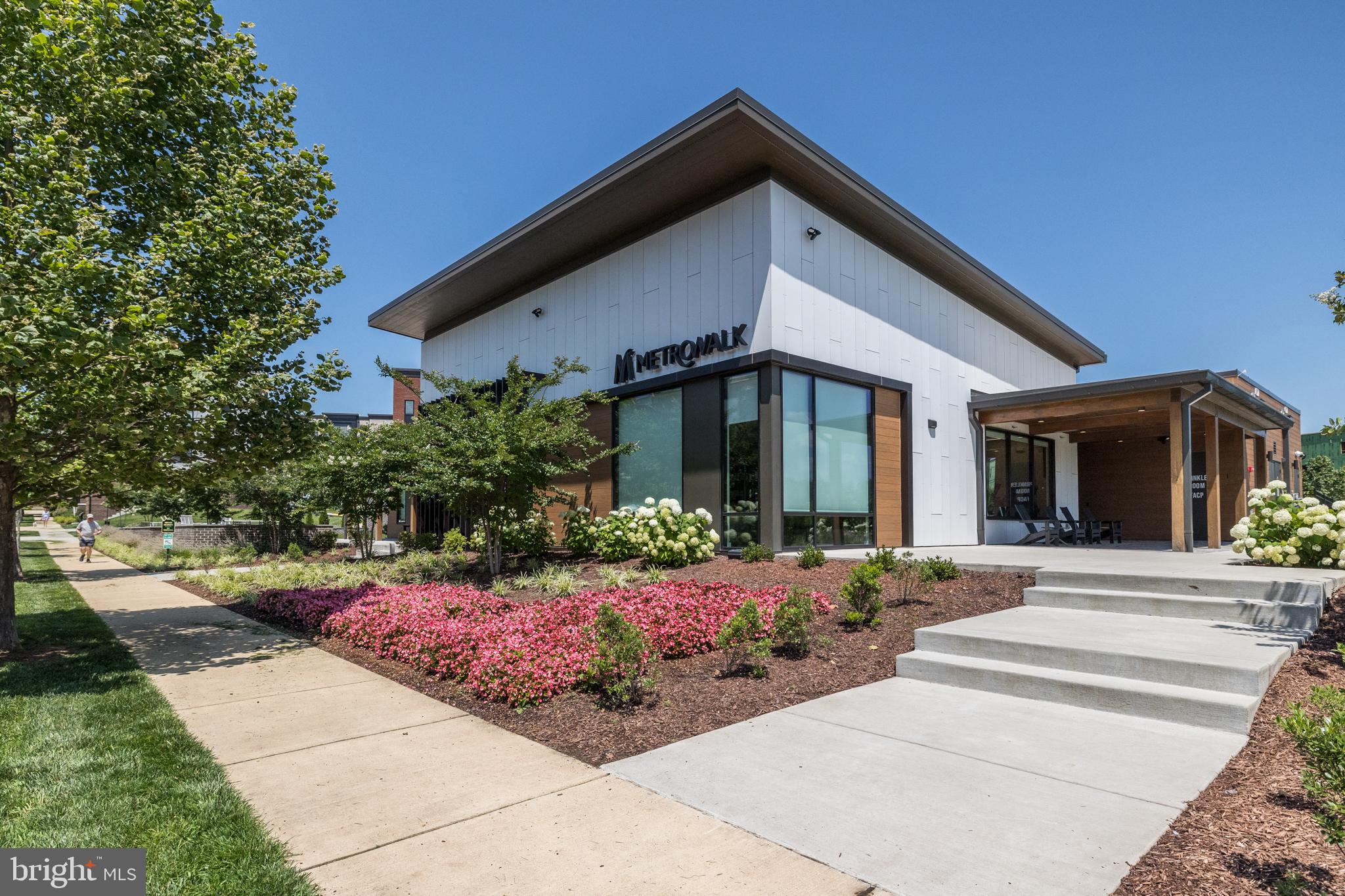 METRO WALK AT MOOREFIELD STATION - Residential