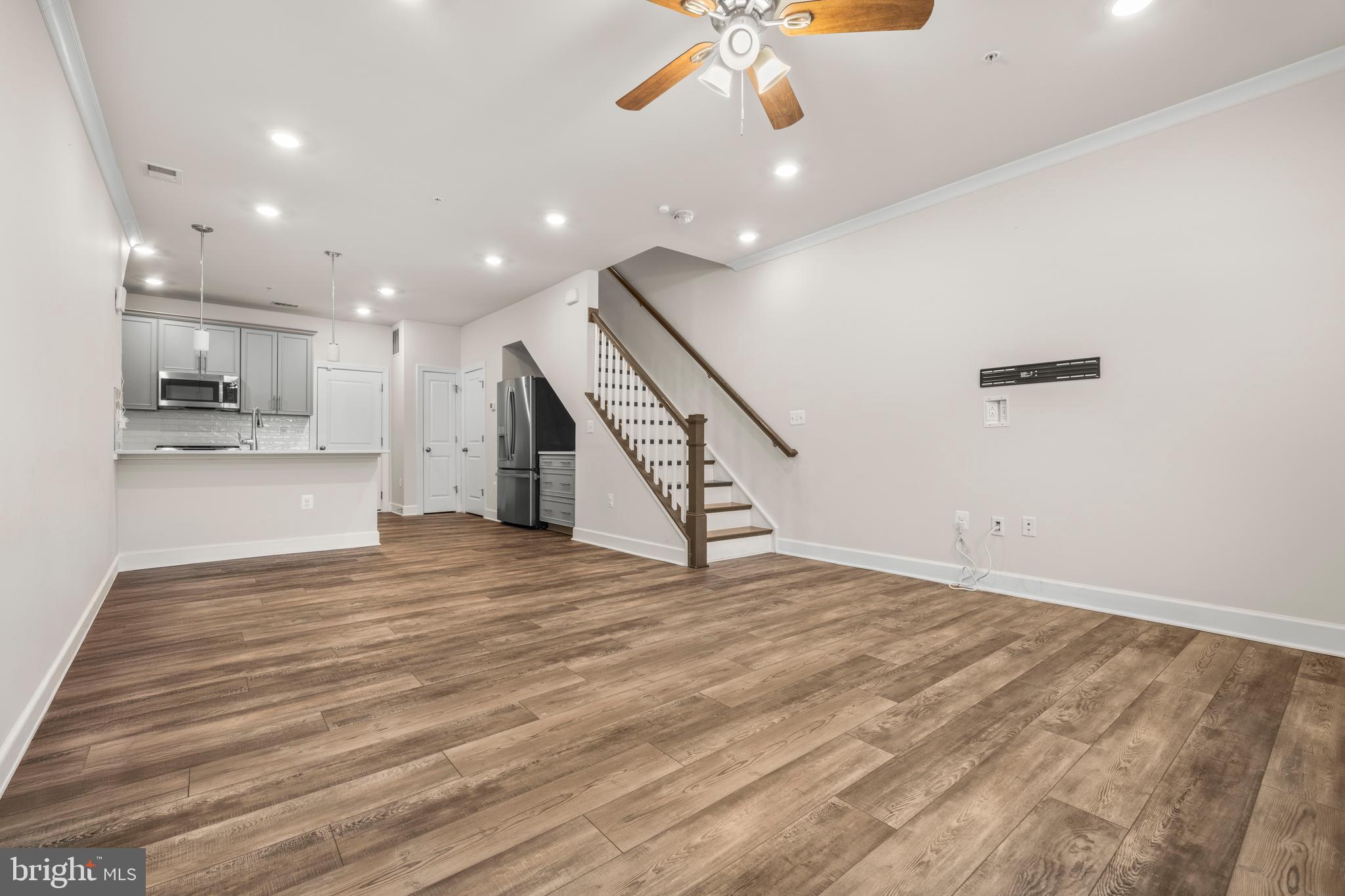 METRO WALK AT MOOREFIELD STATION - Residential