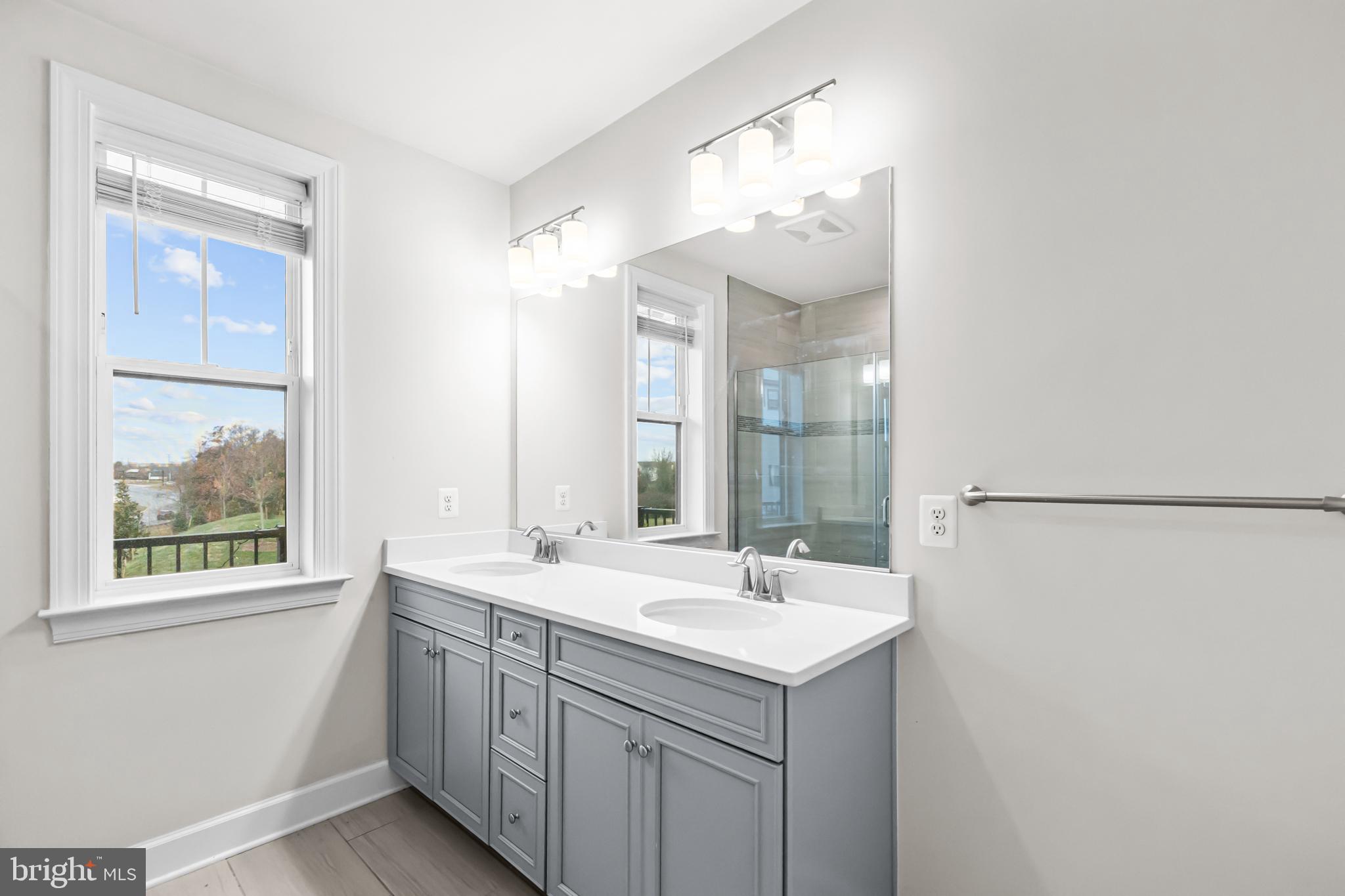 METRO WALK AT MOOREFIELD STATION - Residential