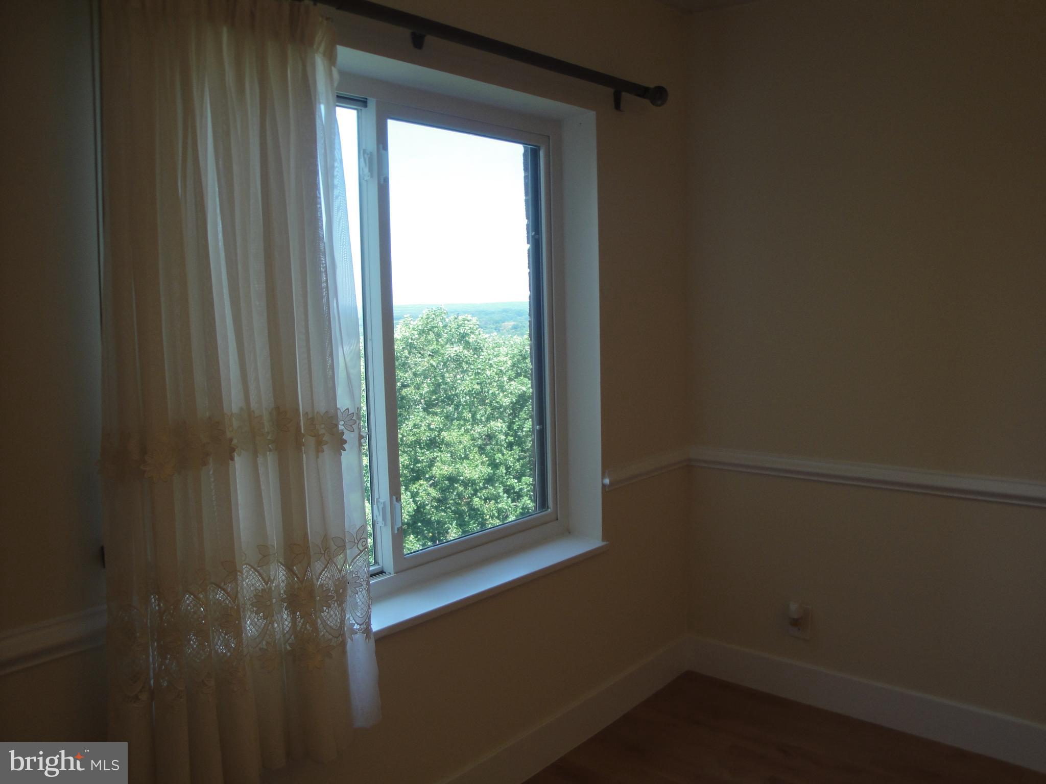 ROTONDA - Residential Lease