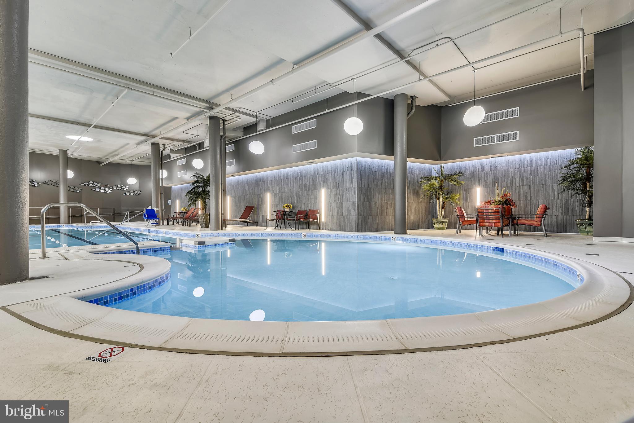 ROTONDA - Residential Lease