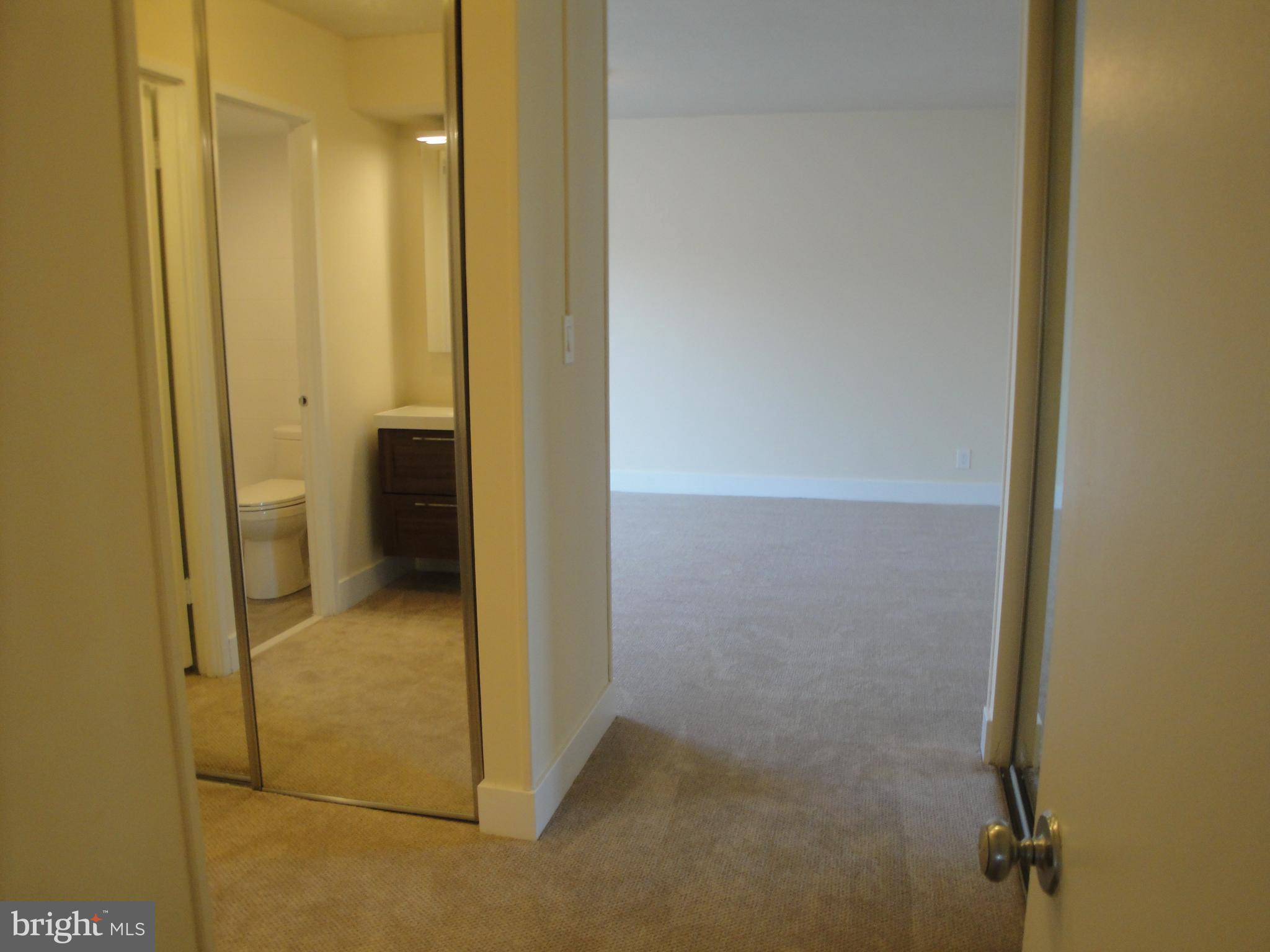 ROTONDA - Residential Lease