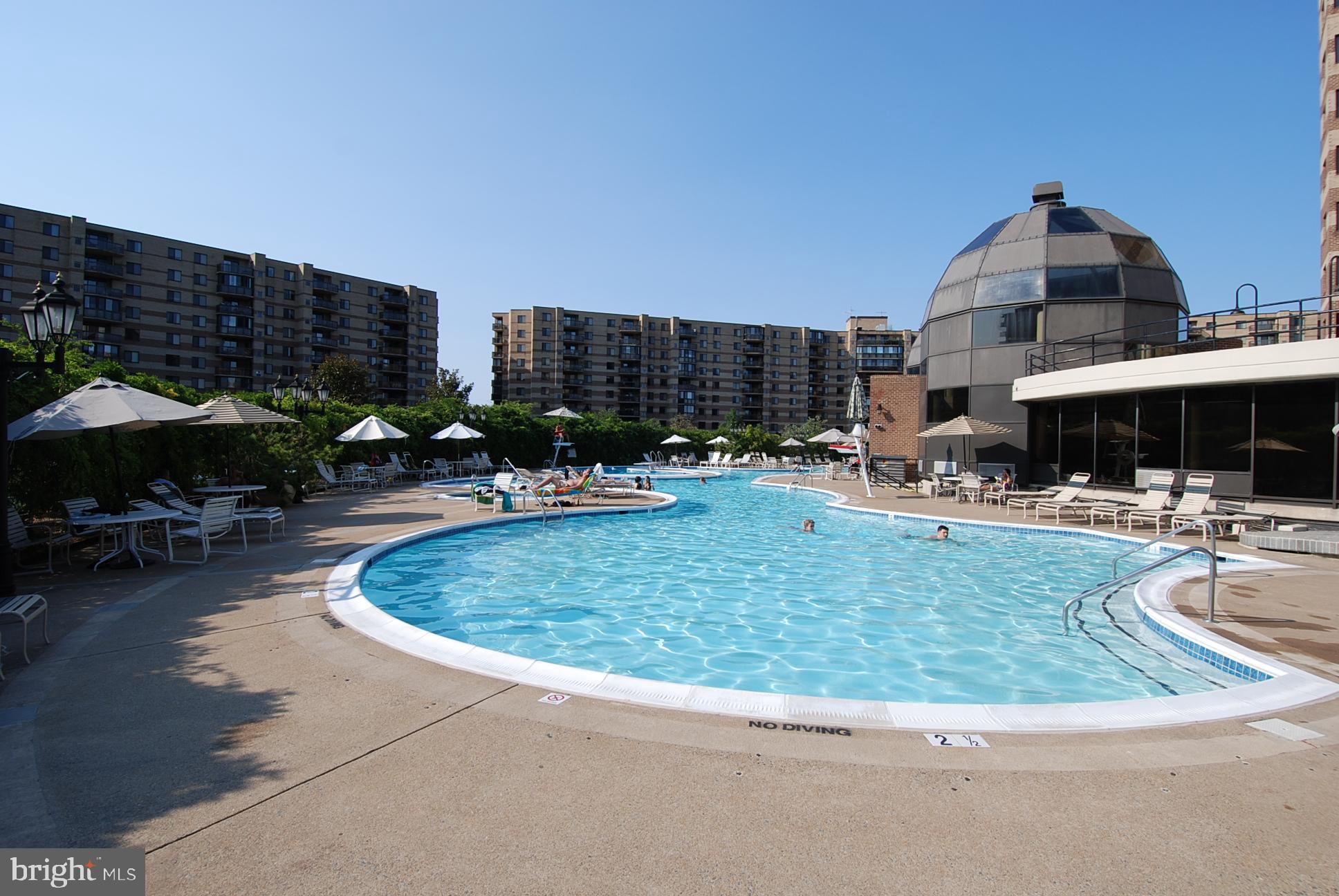 ROTONDA - Residential Lease