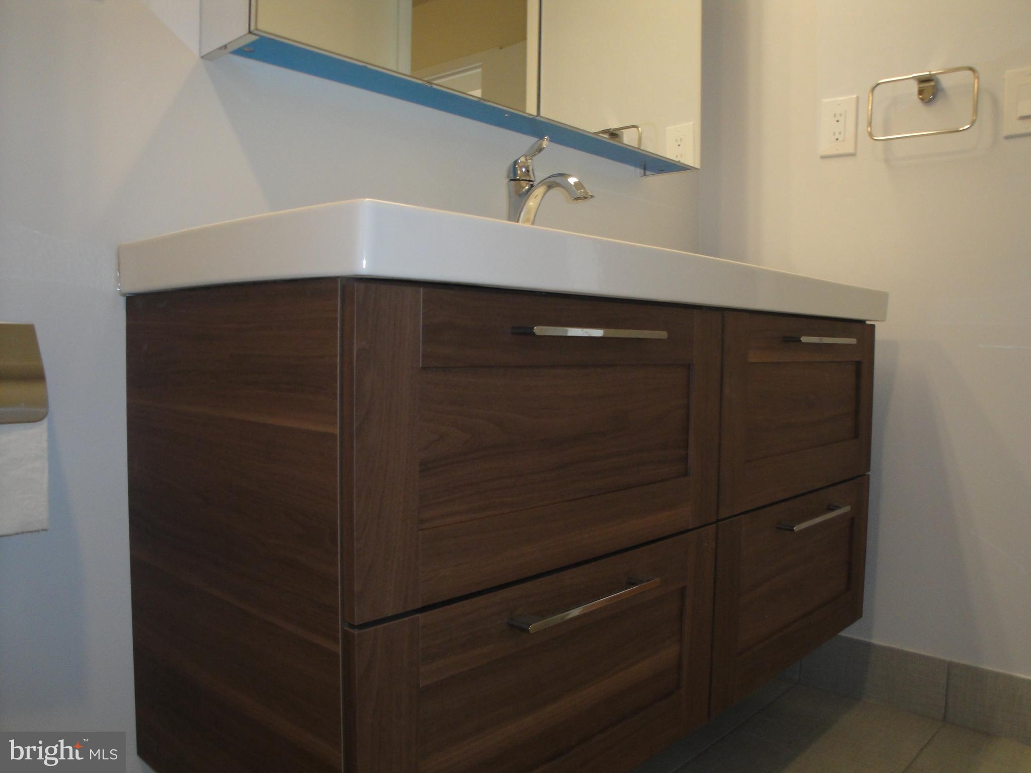 ROTONDA - Residential Lease