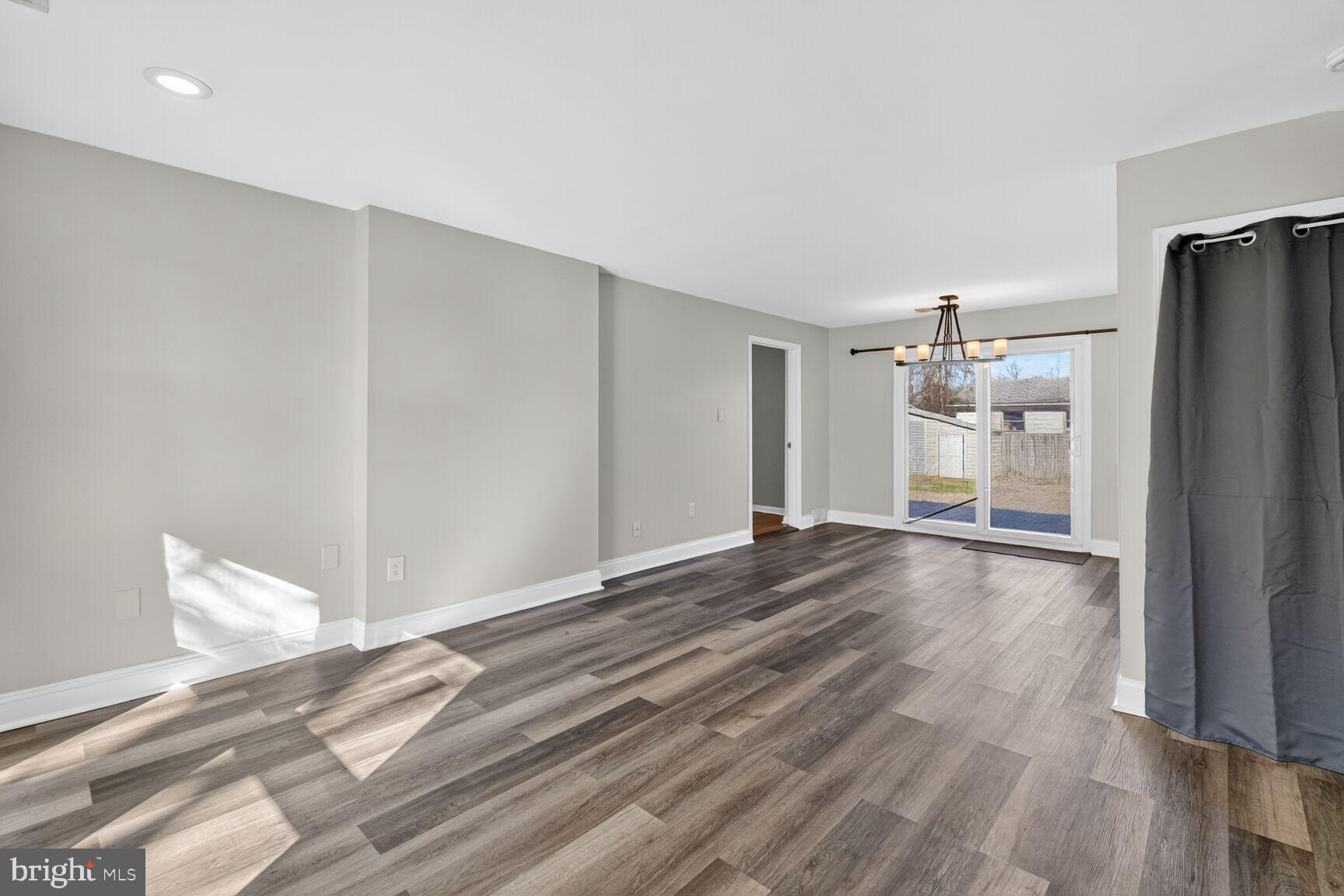 6307 COTTONWOOD DRIVE