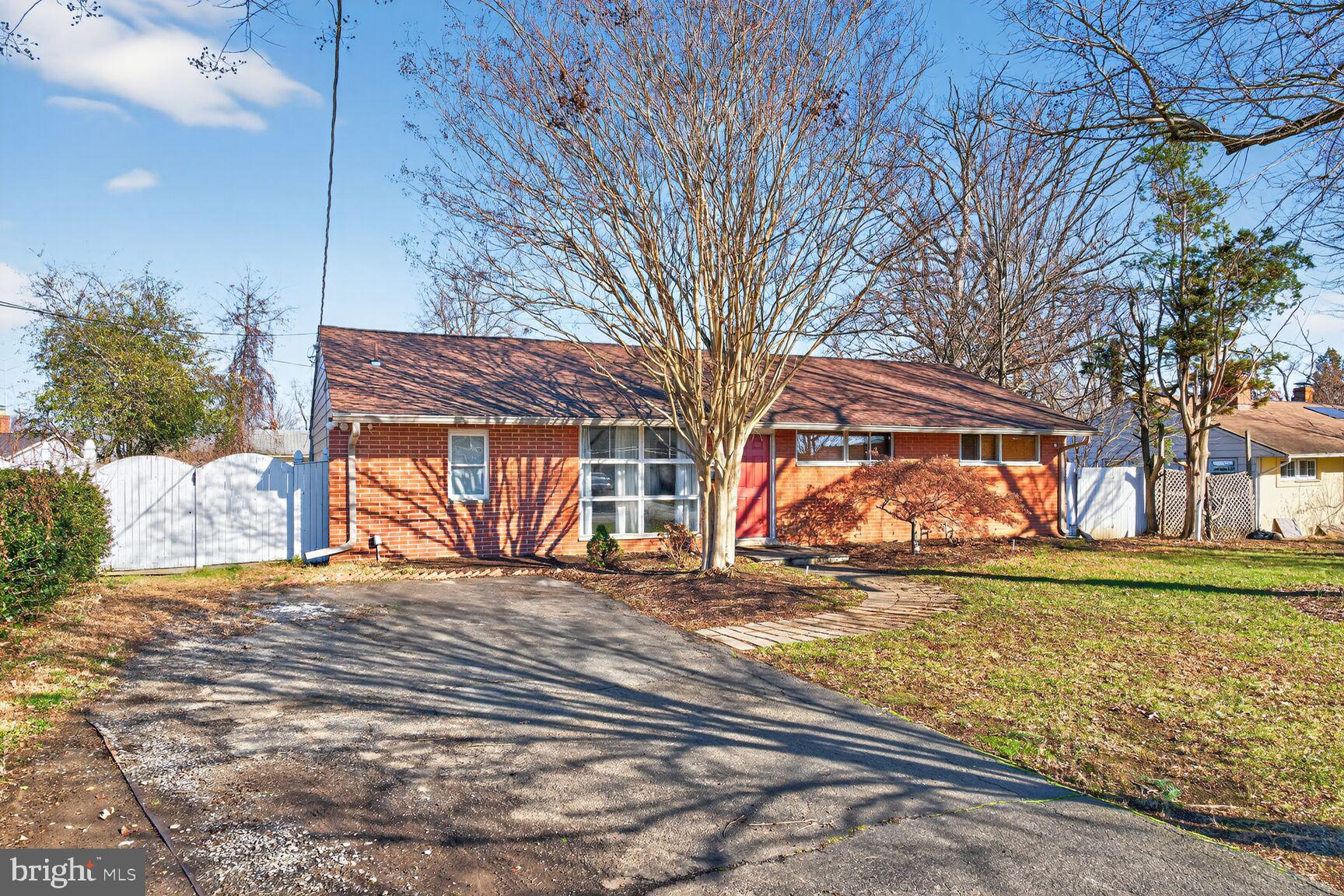 6307 COTTONWOOD DRIVE