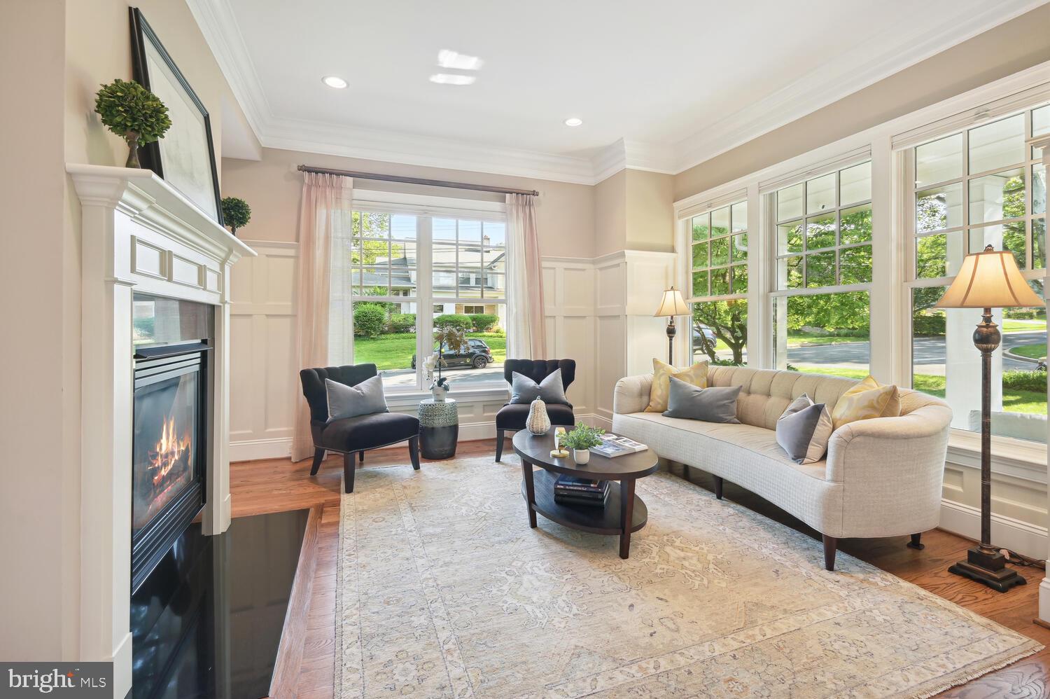 OAKWOOD KNOLLS - Residential