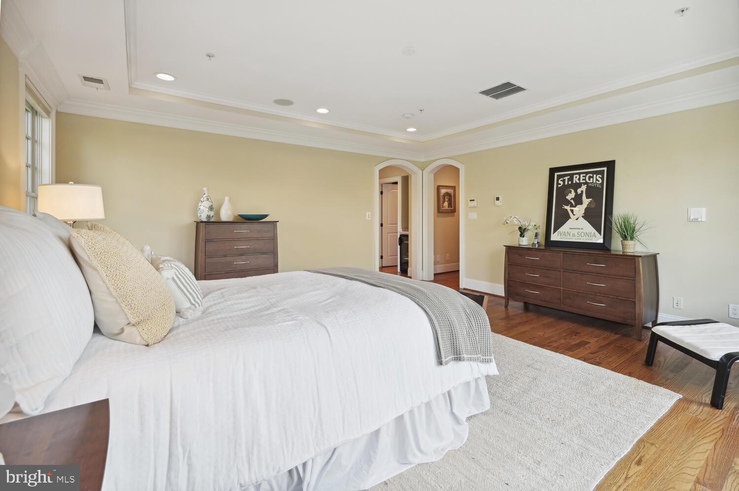 OAKWOOD KNOLLS - Residential