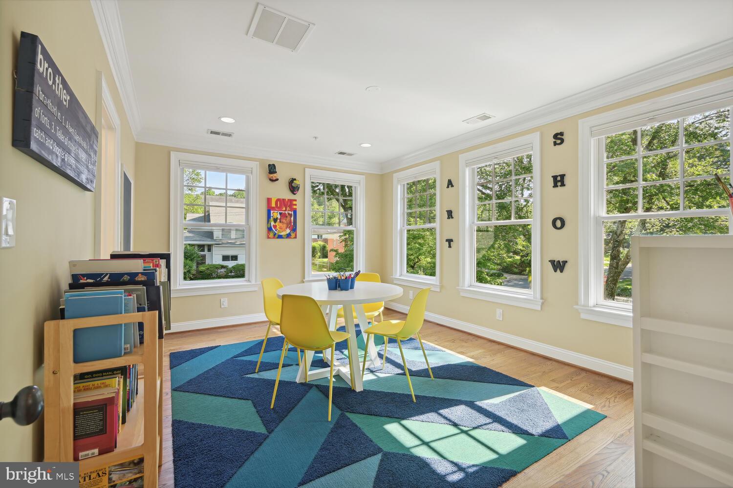 OAKWOOD KNOLLS - Residential