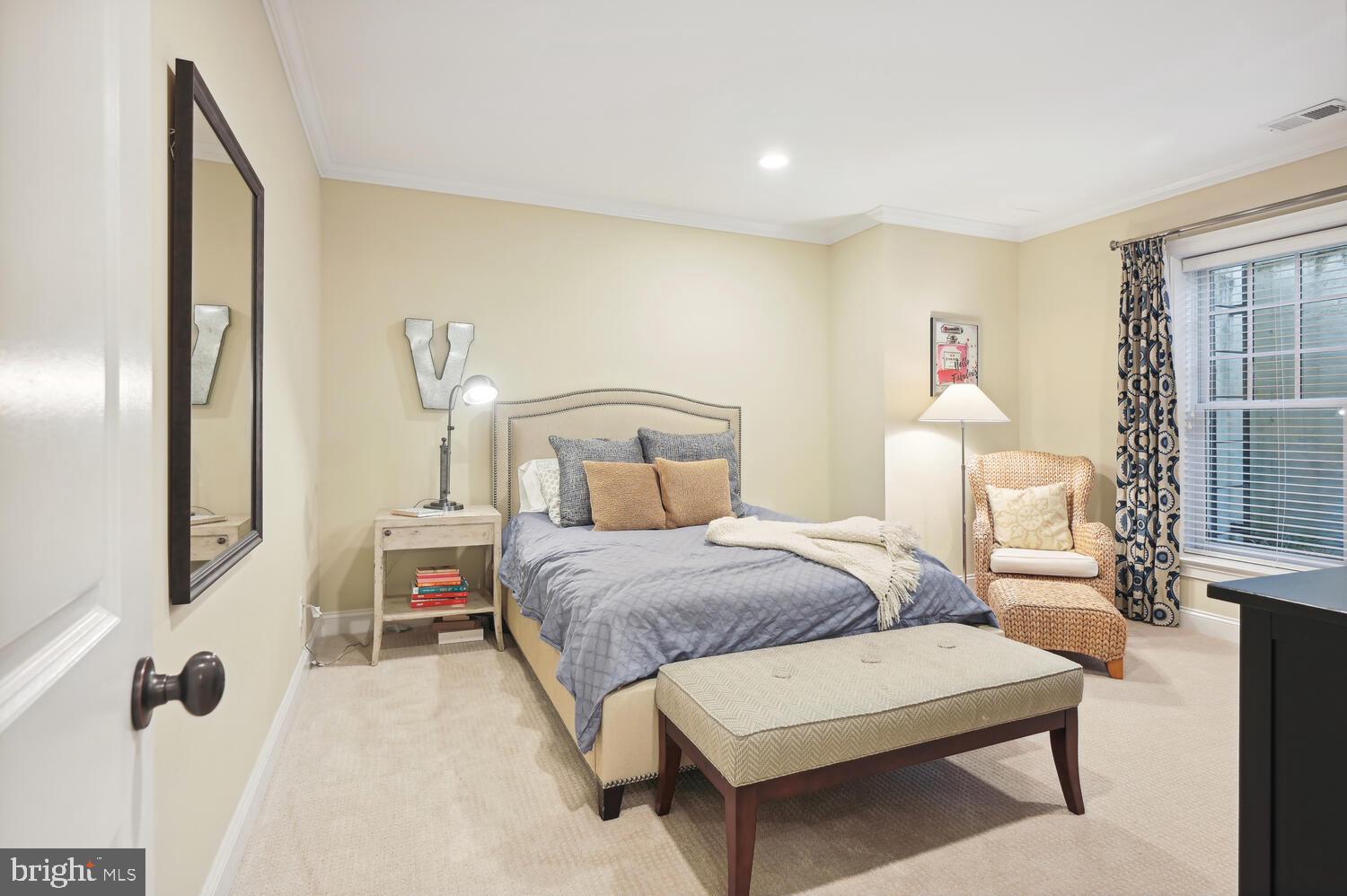 OAKWOOD KNOLLS - Residential