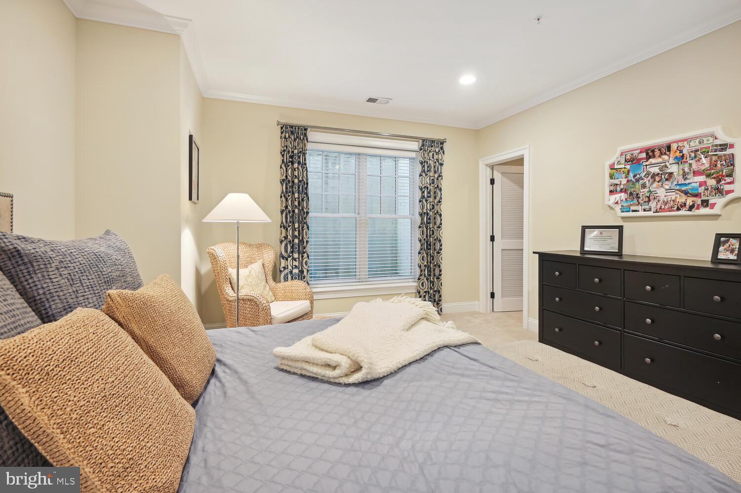 OAKWOOD KNOLLS - Residential