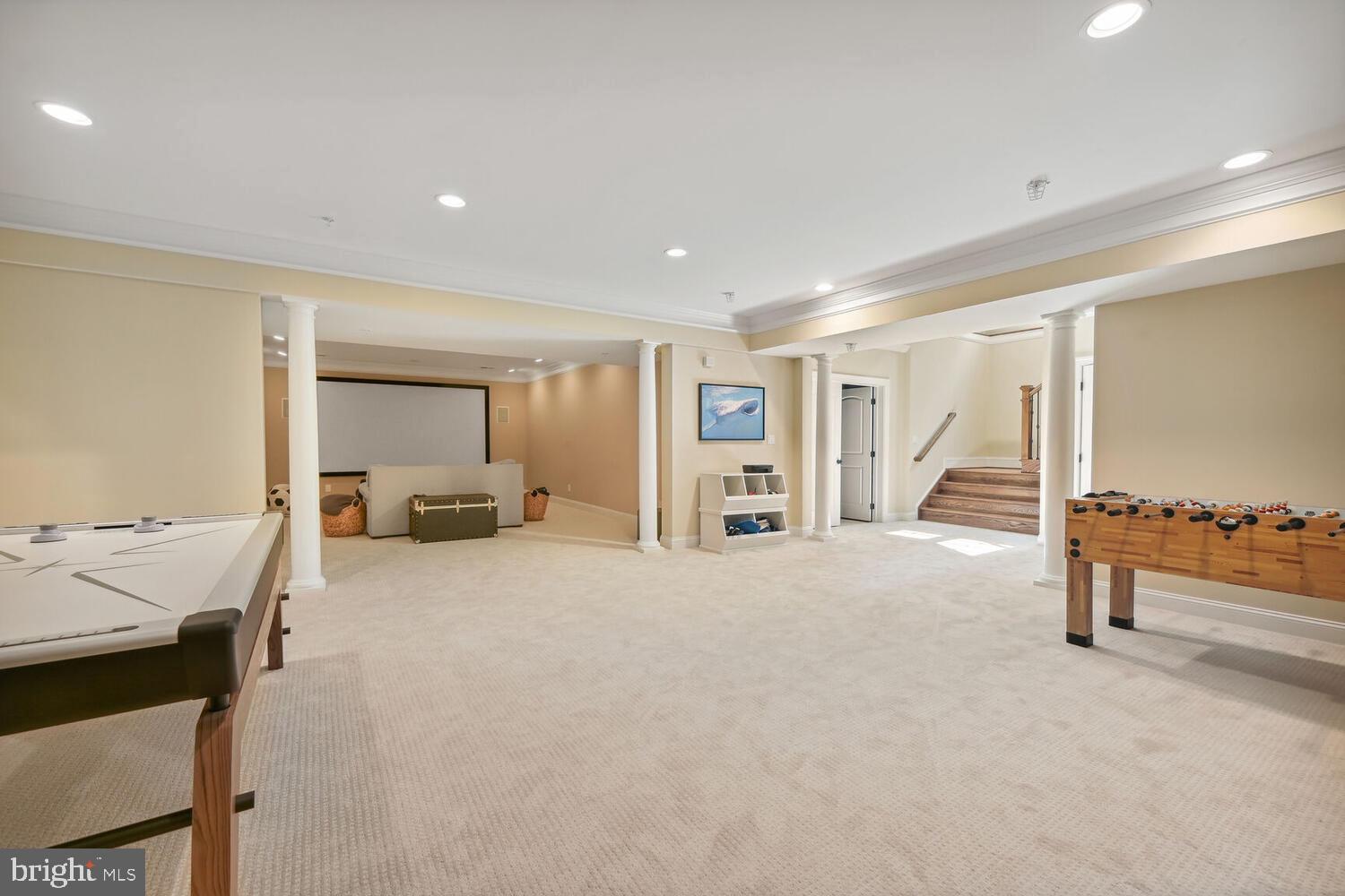 OAKWOOD KNOLLS - Residential