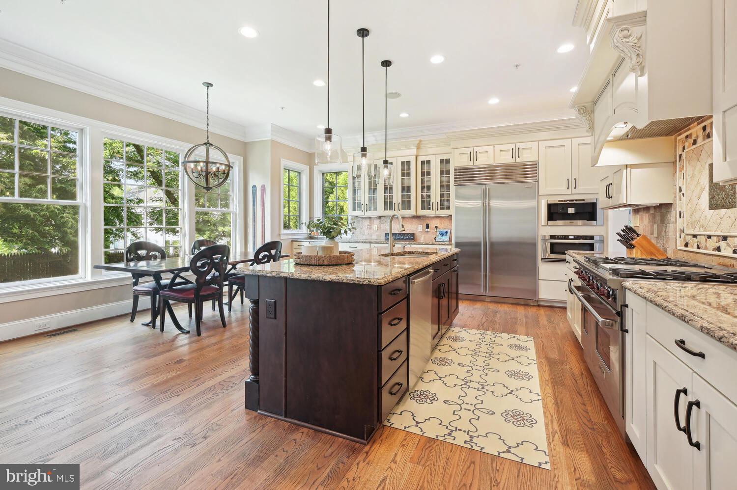 OAKWOOD KNOLLS - Residential