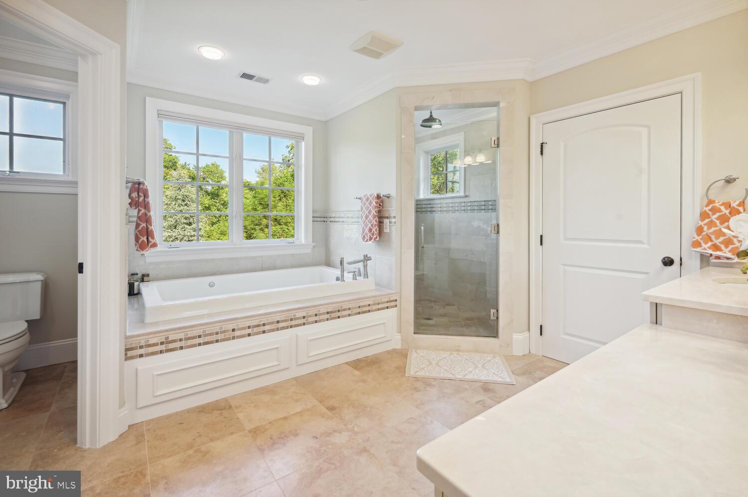 OAKWOOD KNOLLS - Residential