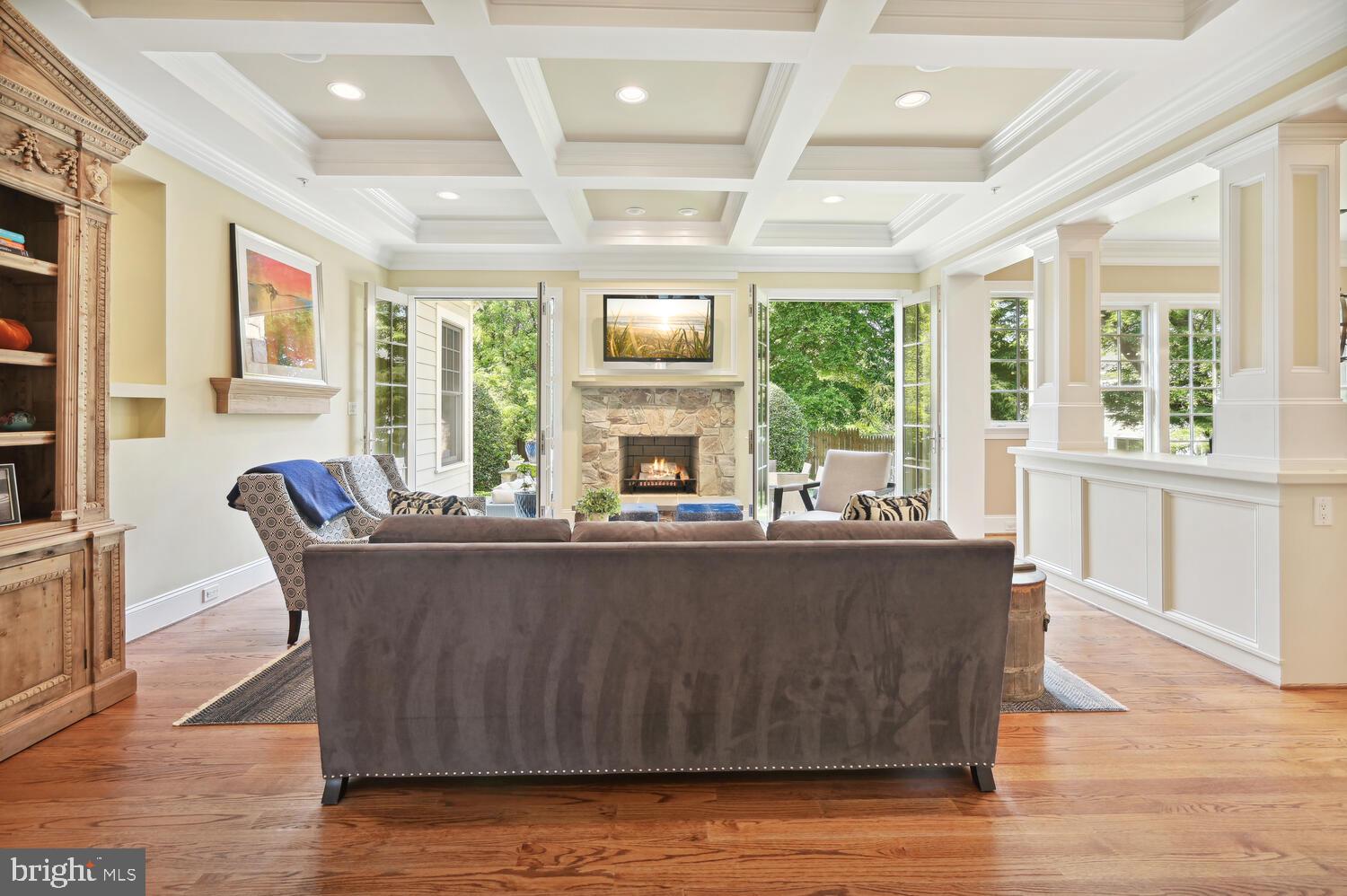 OAKWOOD KNOLLS - Residential