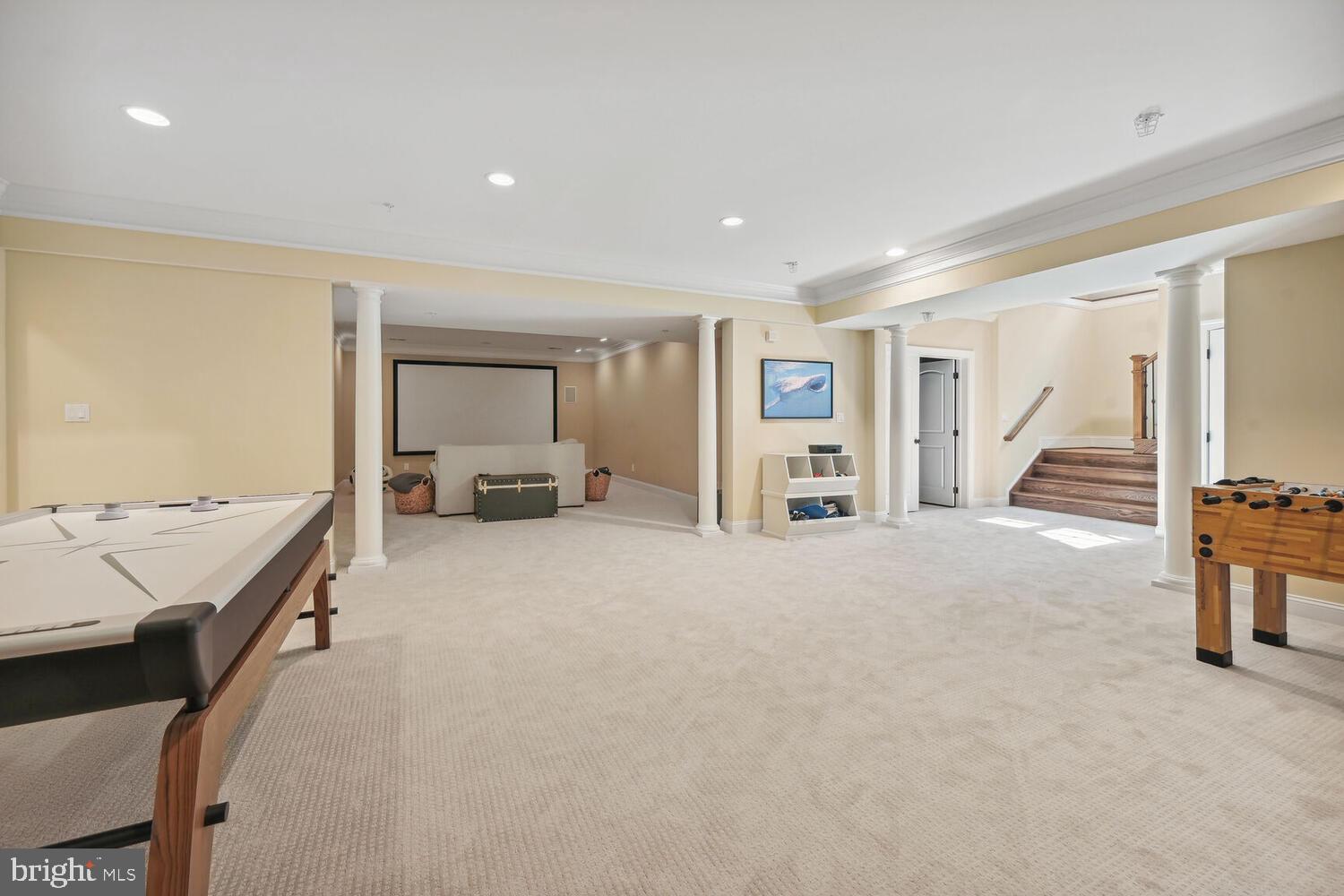 OAKWOOD KNOLLS - Residential