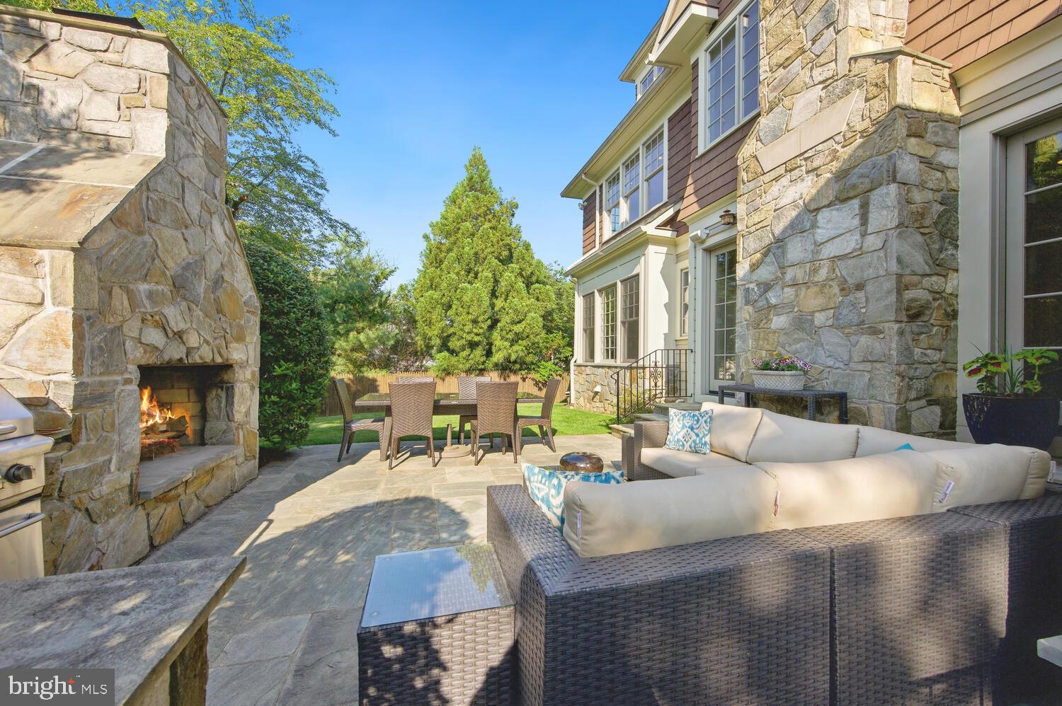 OAKWOOD KNOLLS - Residential