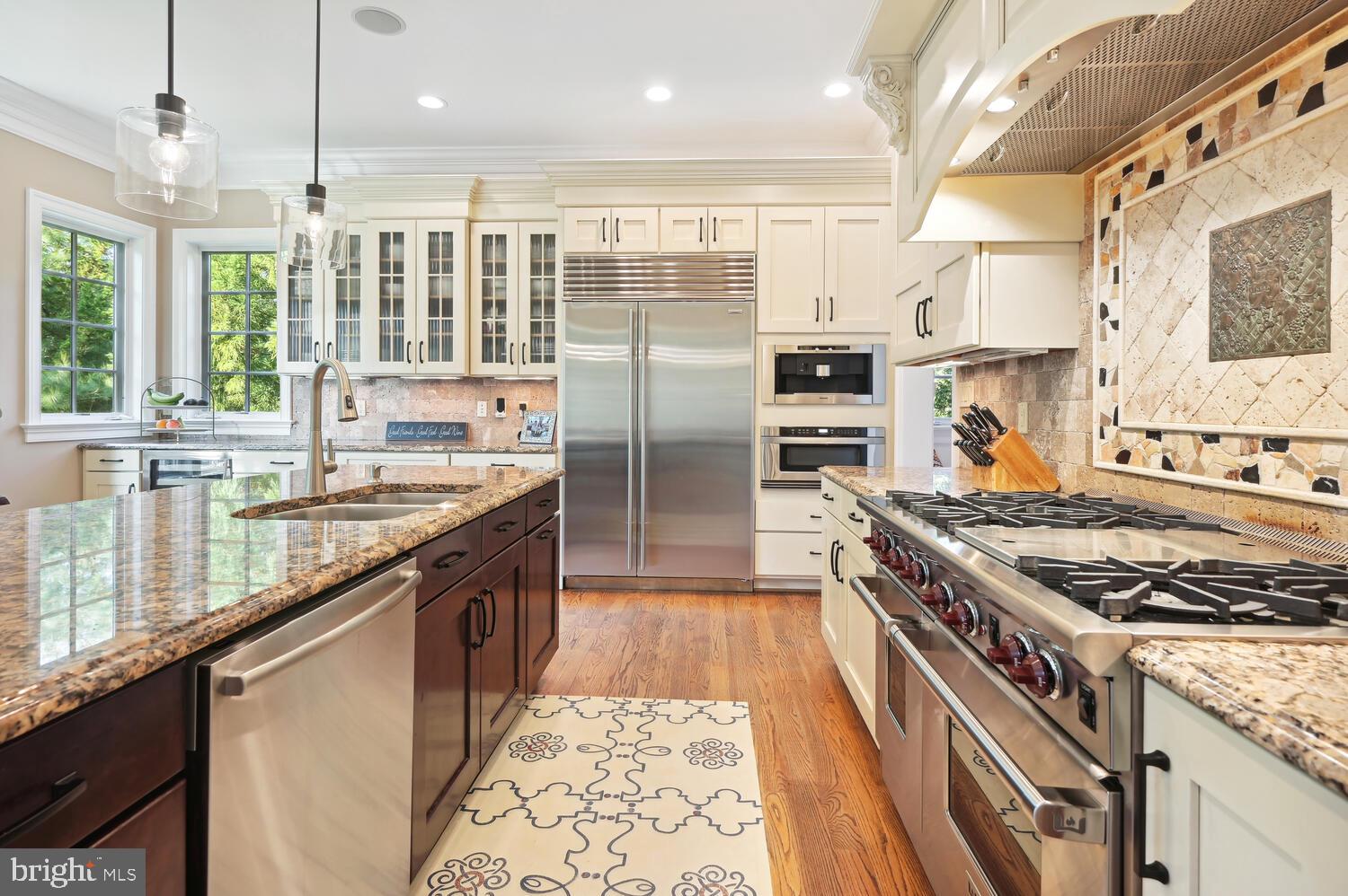 OAKWOOD KNOLLS - Residential