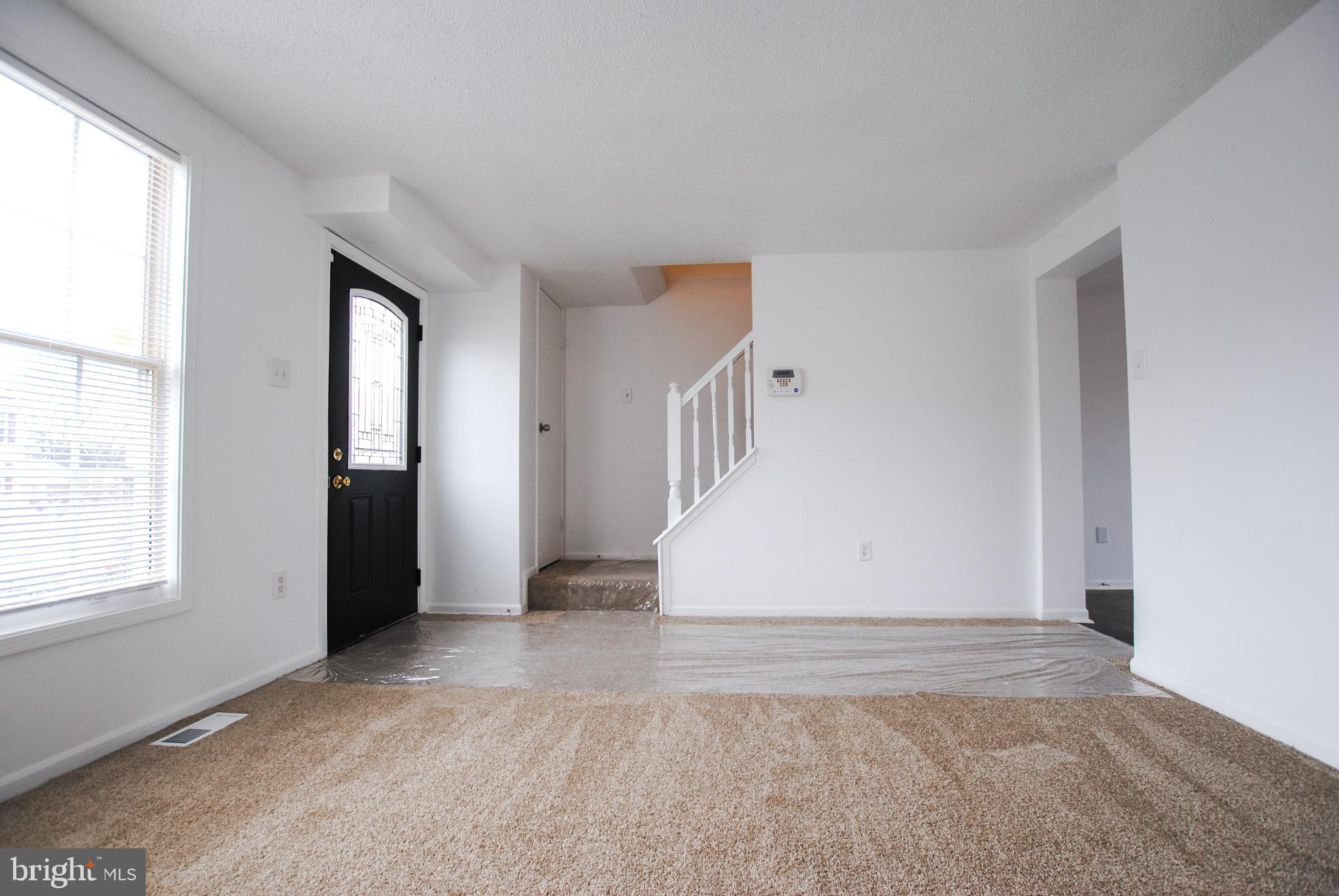 MIDDLE RIVER - Residential