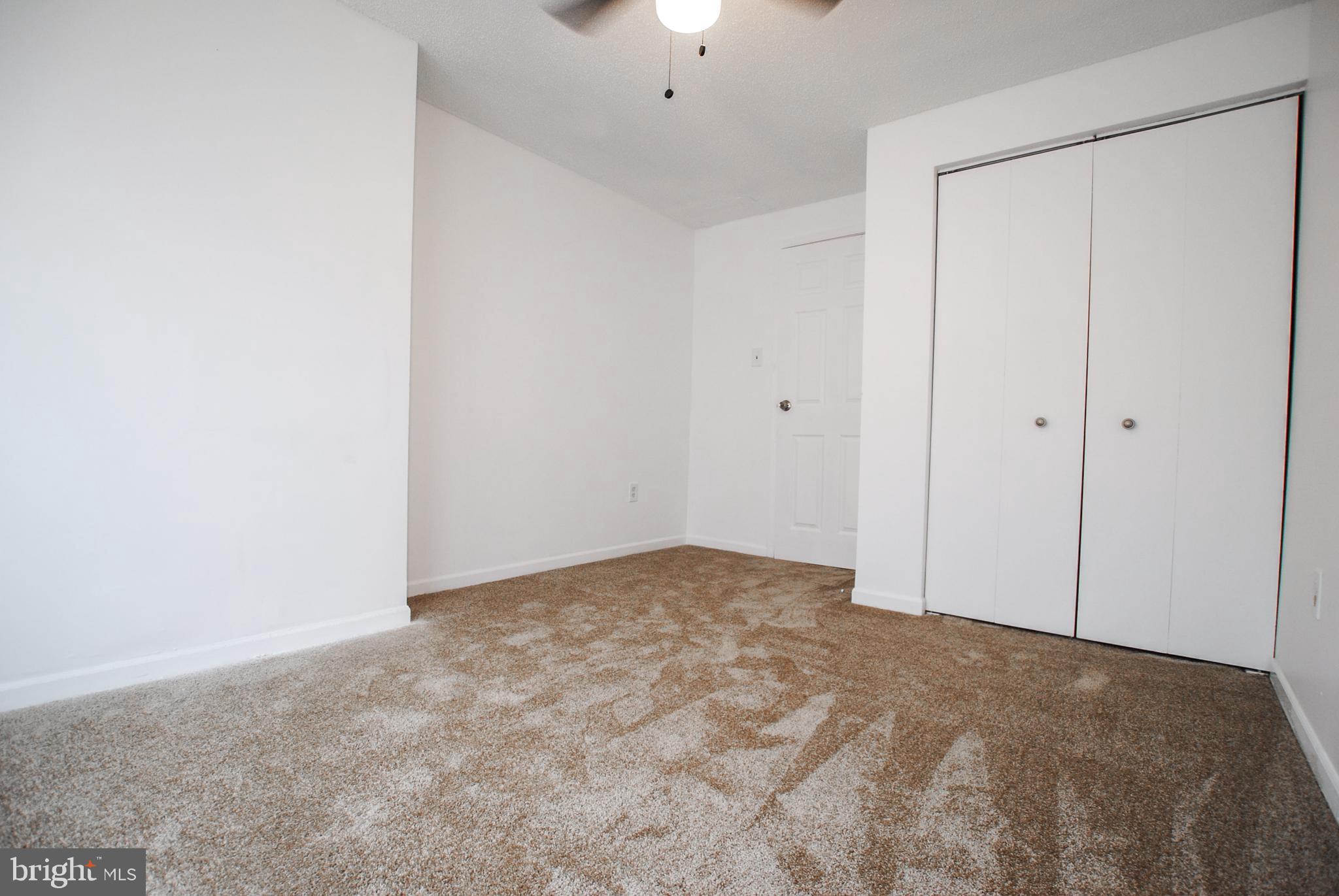 MIDDLE RIVER - Residential