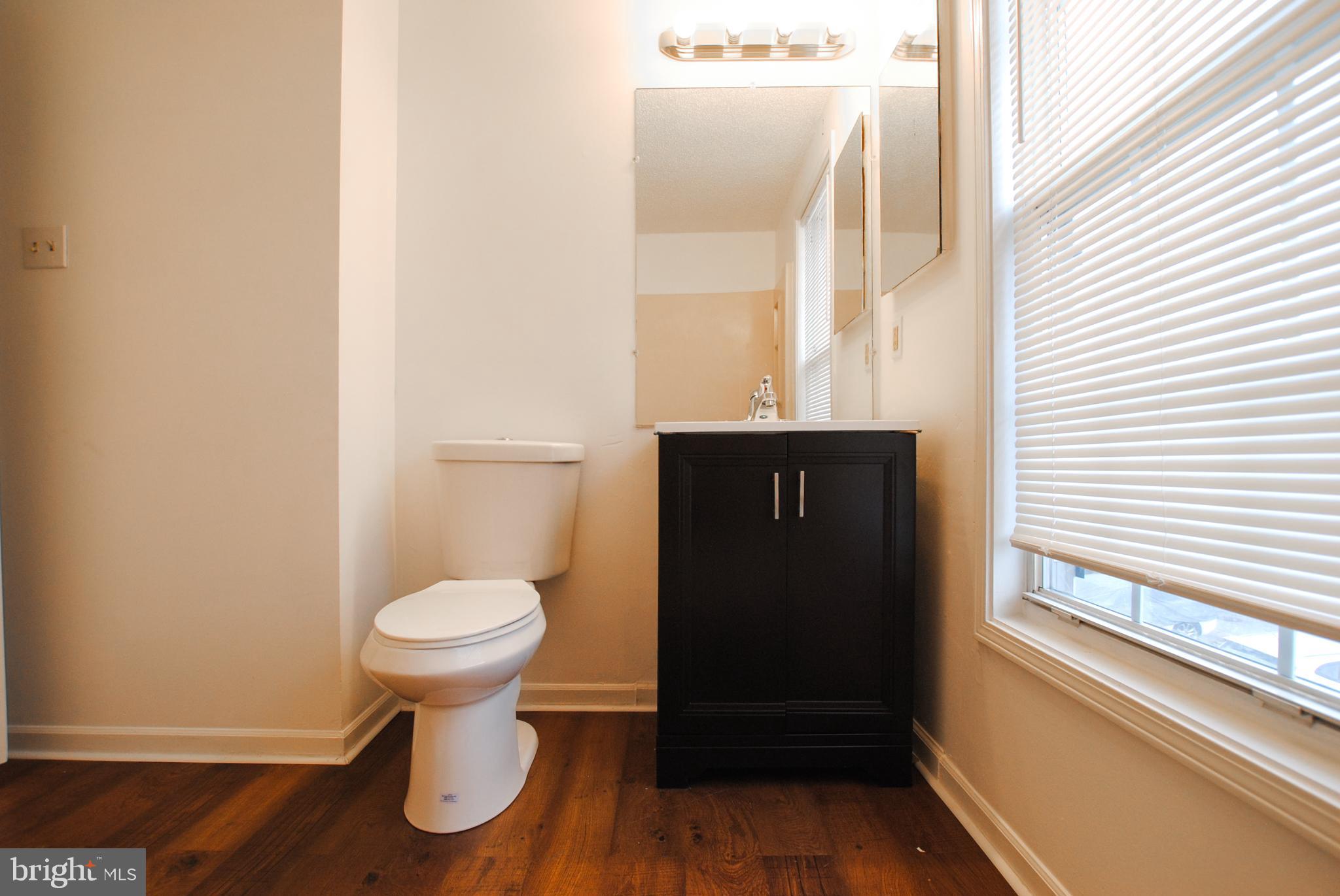 MIDDLE RIVER - Residential