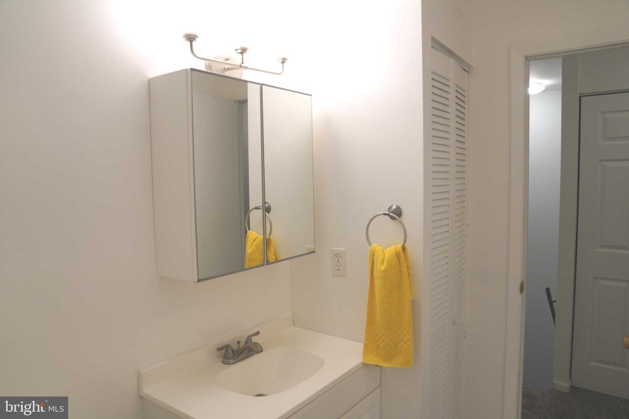 WHISKEY BOTTOM - Residential