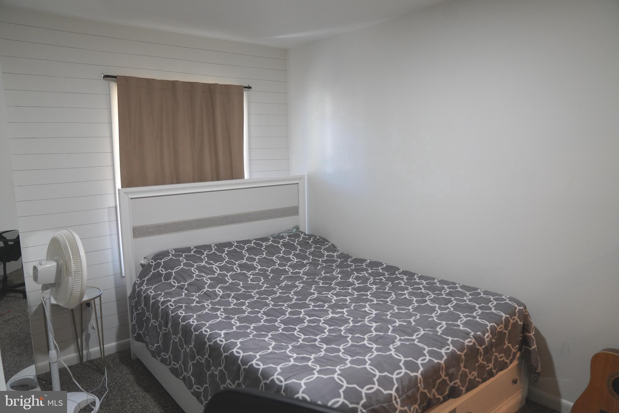 WHISKEY BOTTOM - Residential