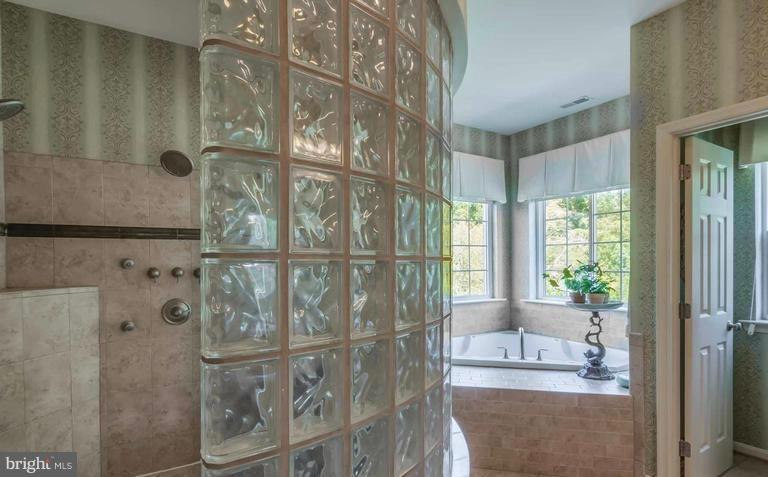 LEONARDTOWN FARMS - Residential