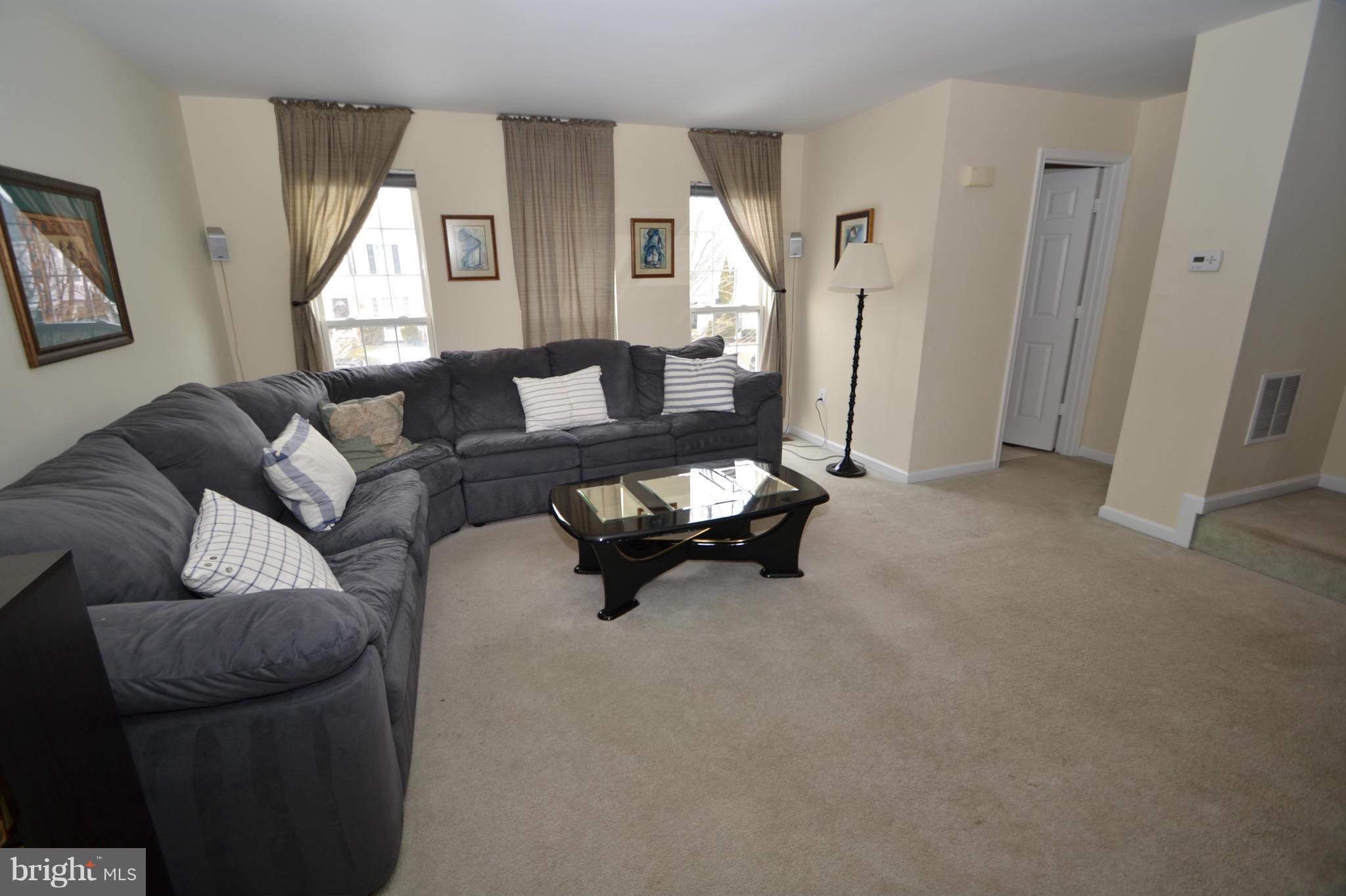 SUBURBIA - Residential