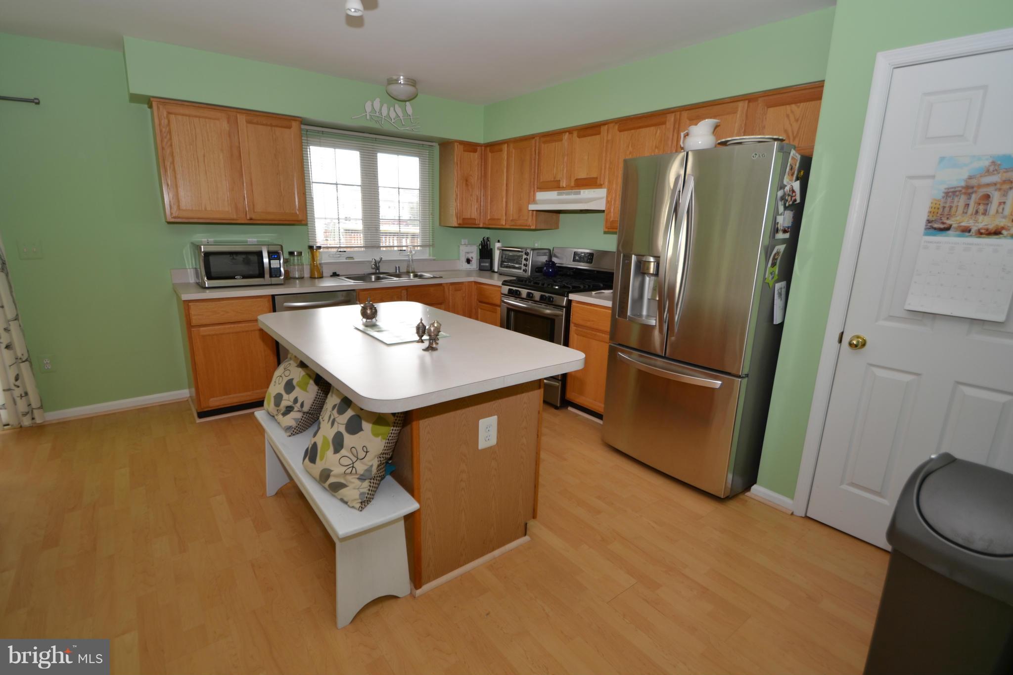 SUBURBIA - Residential