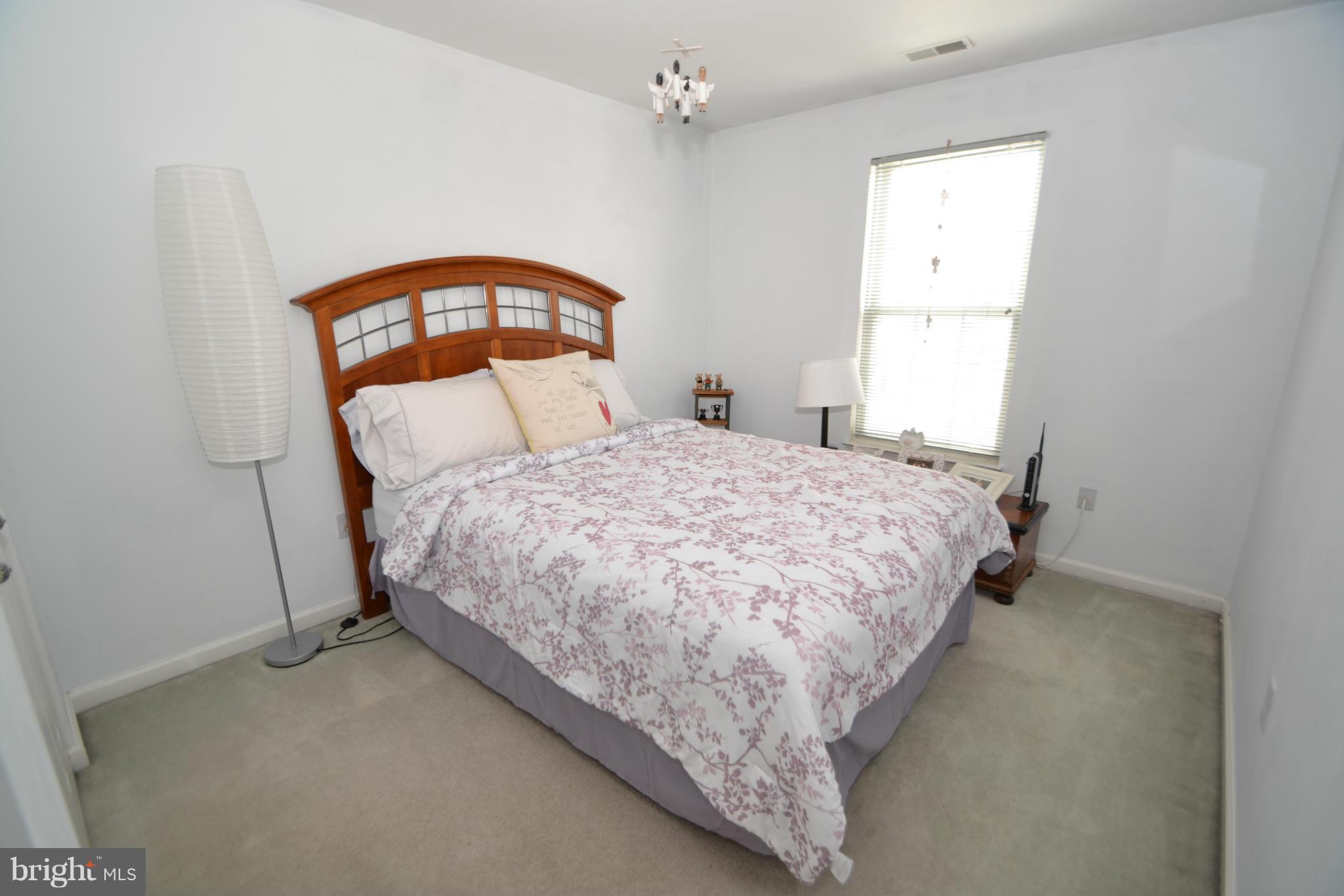 SUBURBIA - Residential