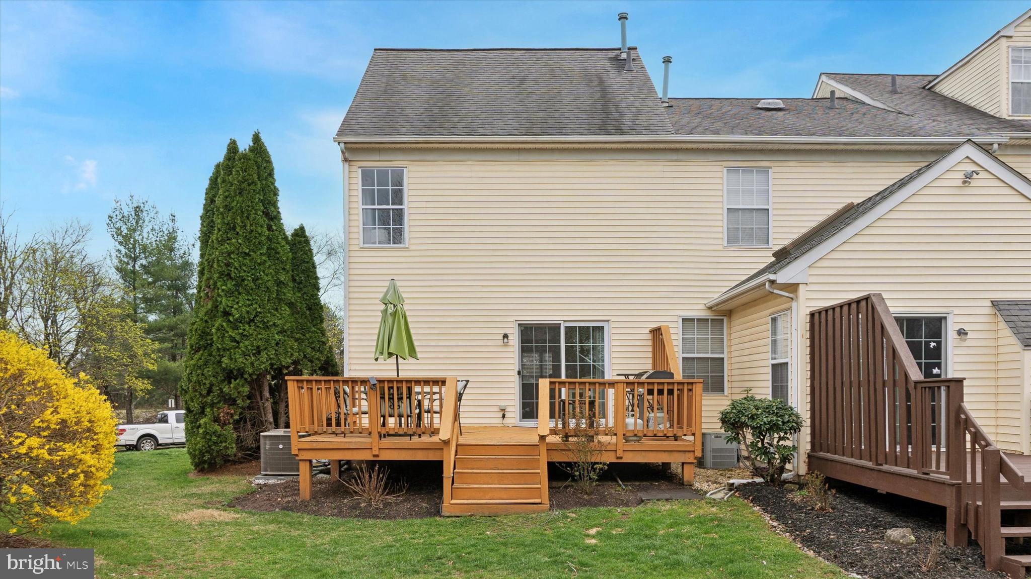 COVENTRY POINTE - Residential