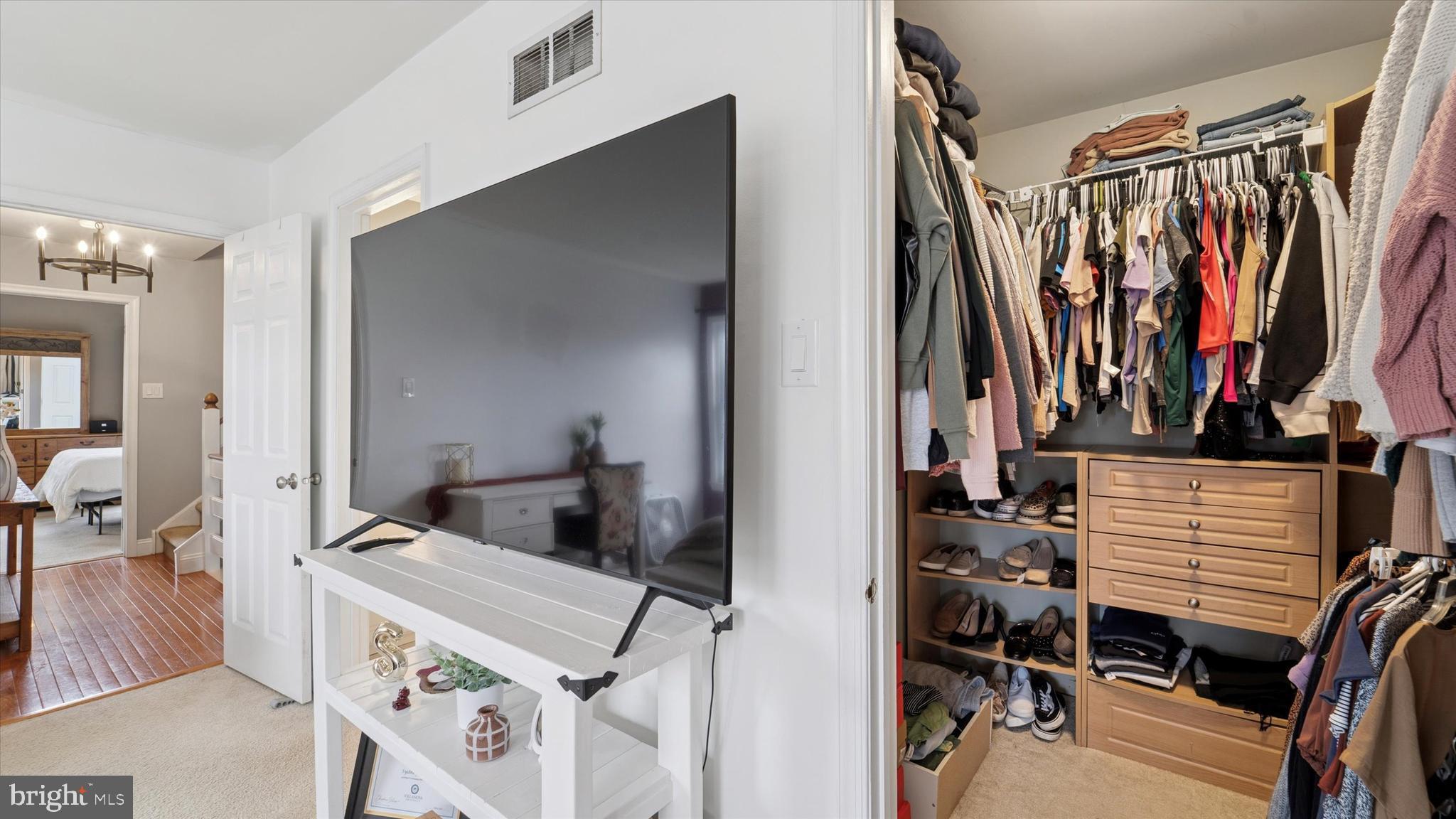 COVENTRY POINTE - Residential