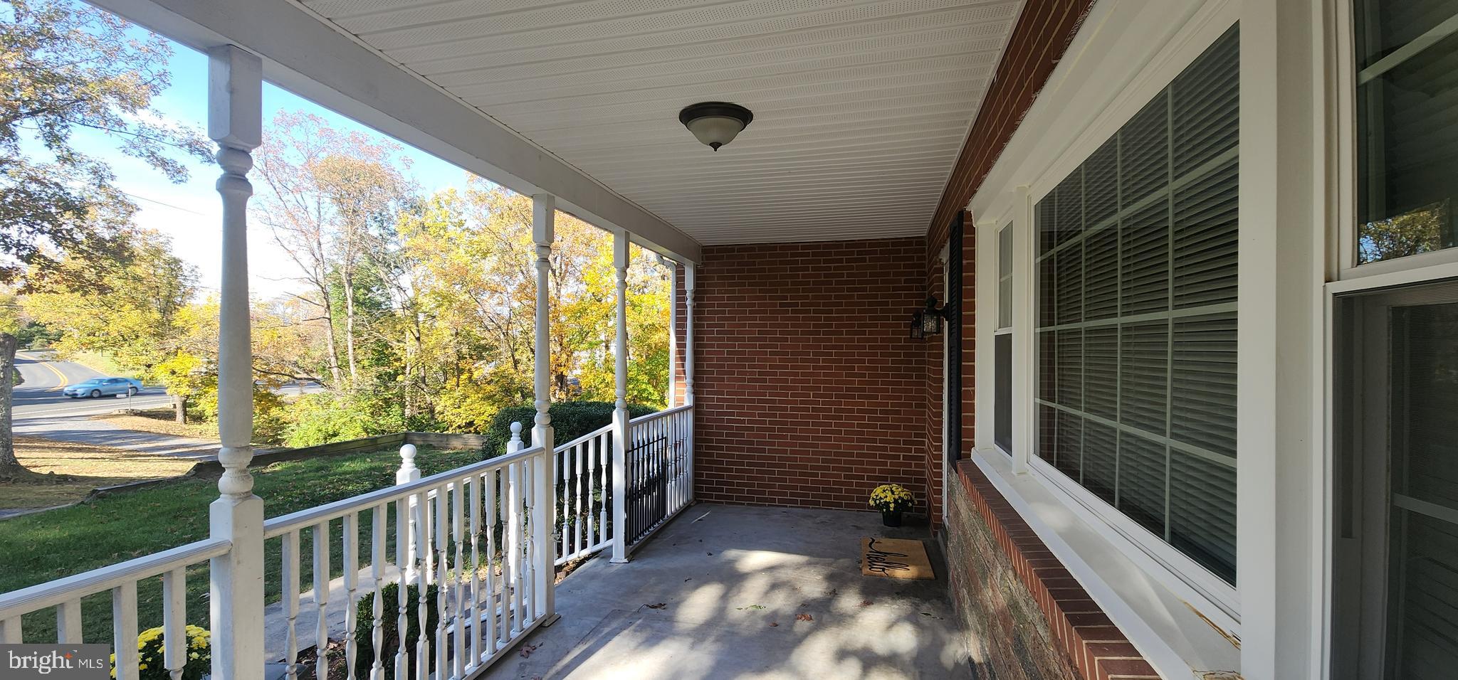 1064 STRASBURG ROAD