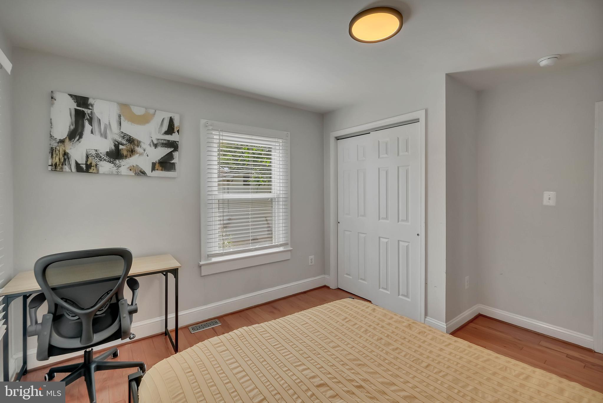 MEMORIAL HEIGHTS - Residential Lease