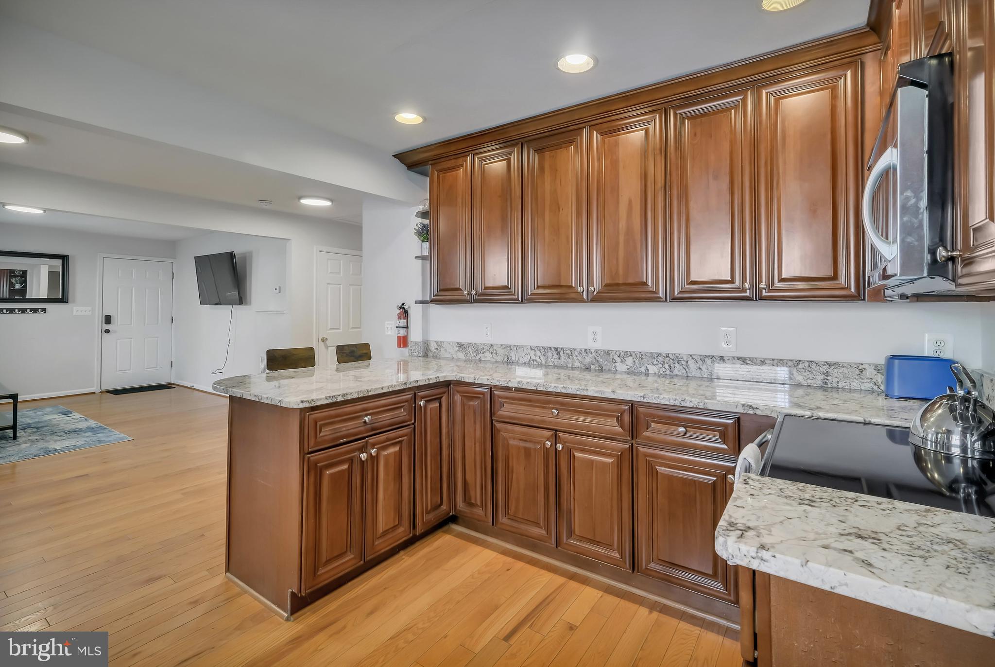 MEMORIAL HEIGHTS - Residential Lease