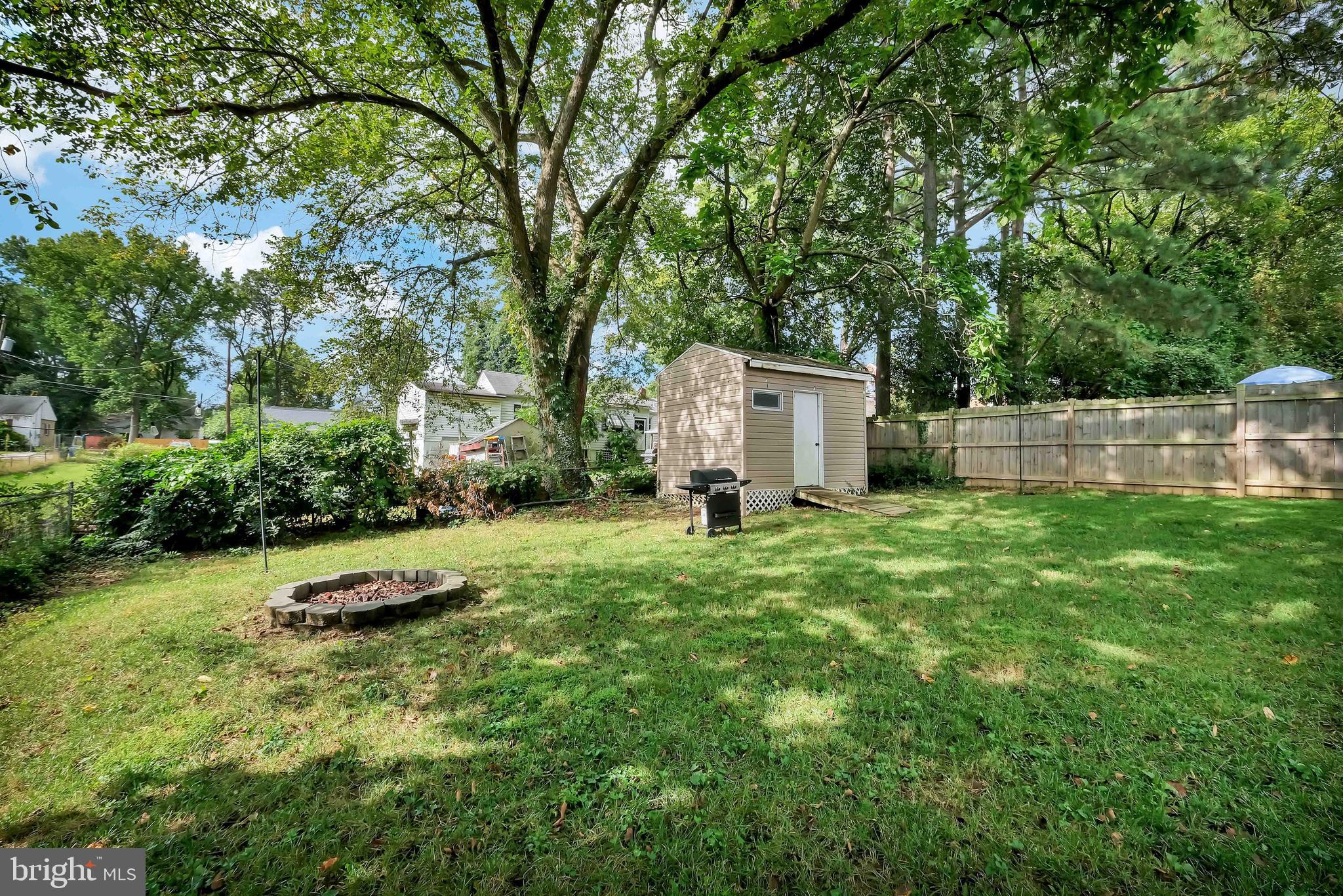 MEMORIAL HEIGHTS - Residential Lease