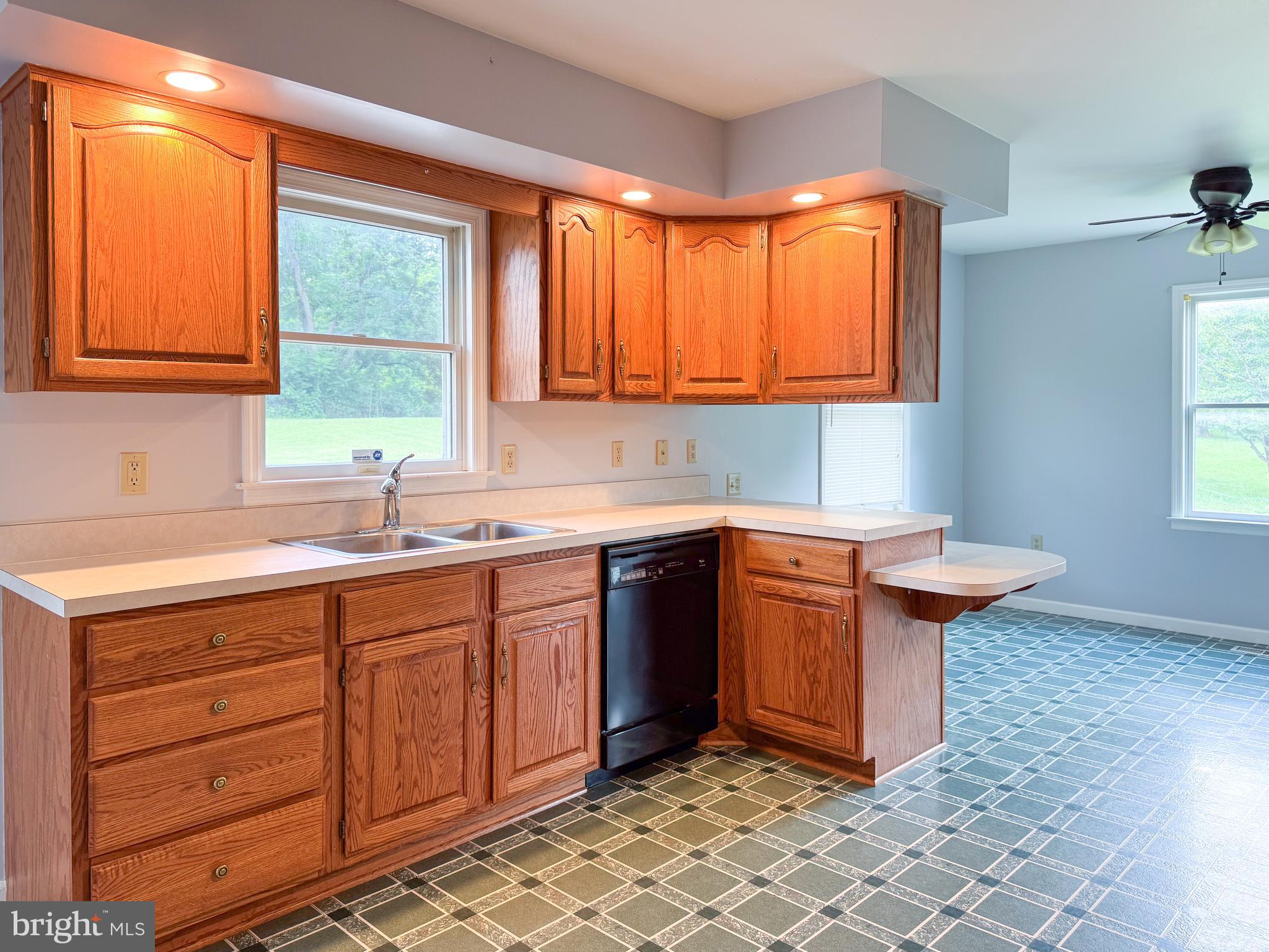 RIVERSIDE - Residential