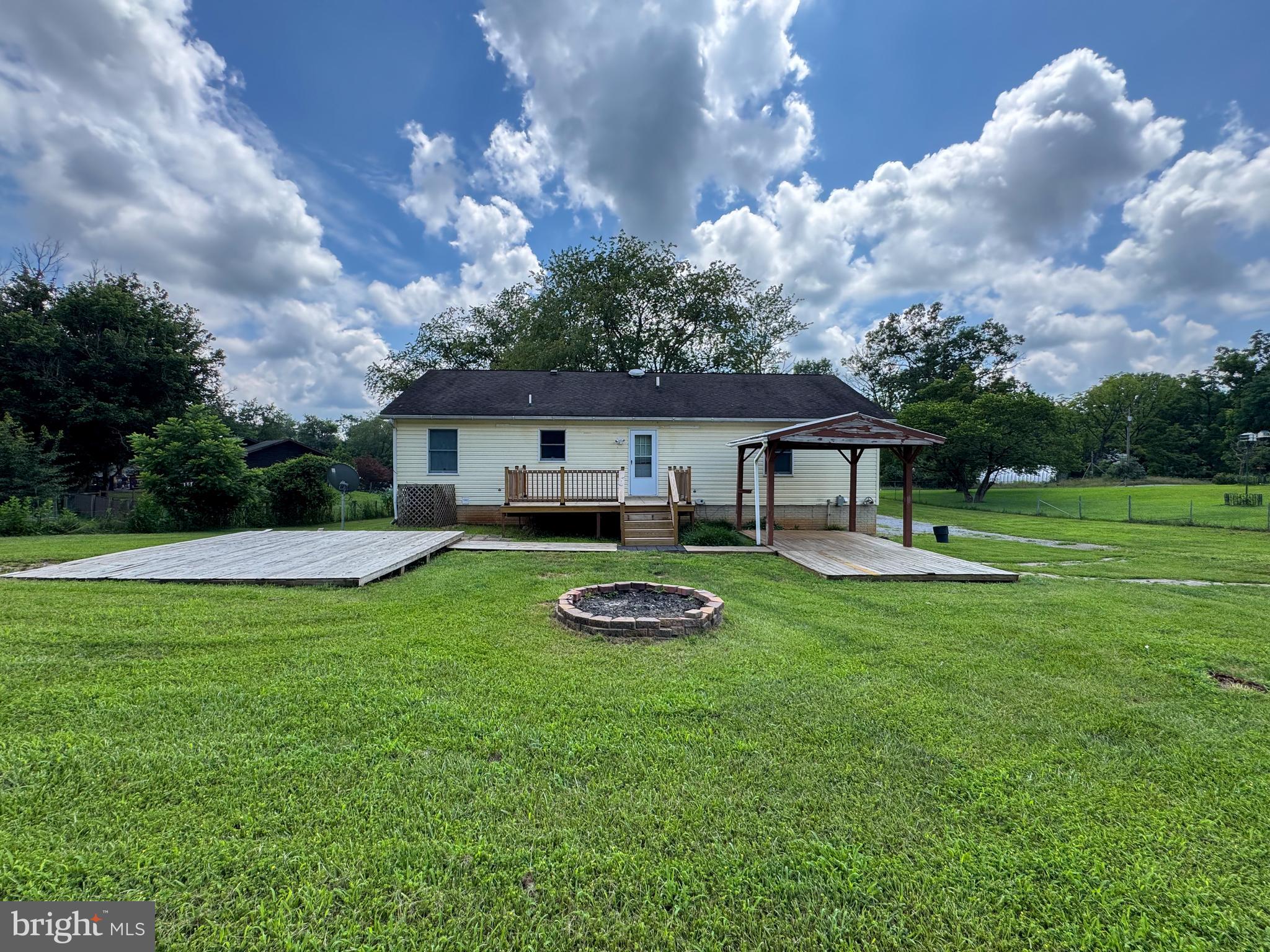 RIVERSIDE - Residential