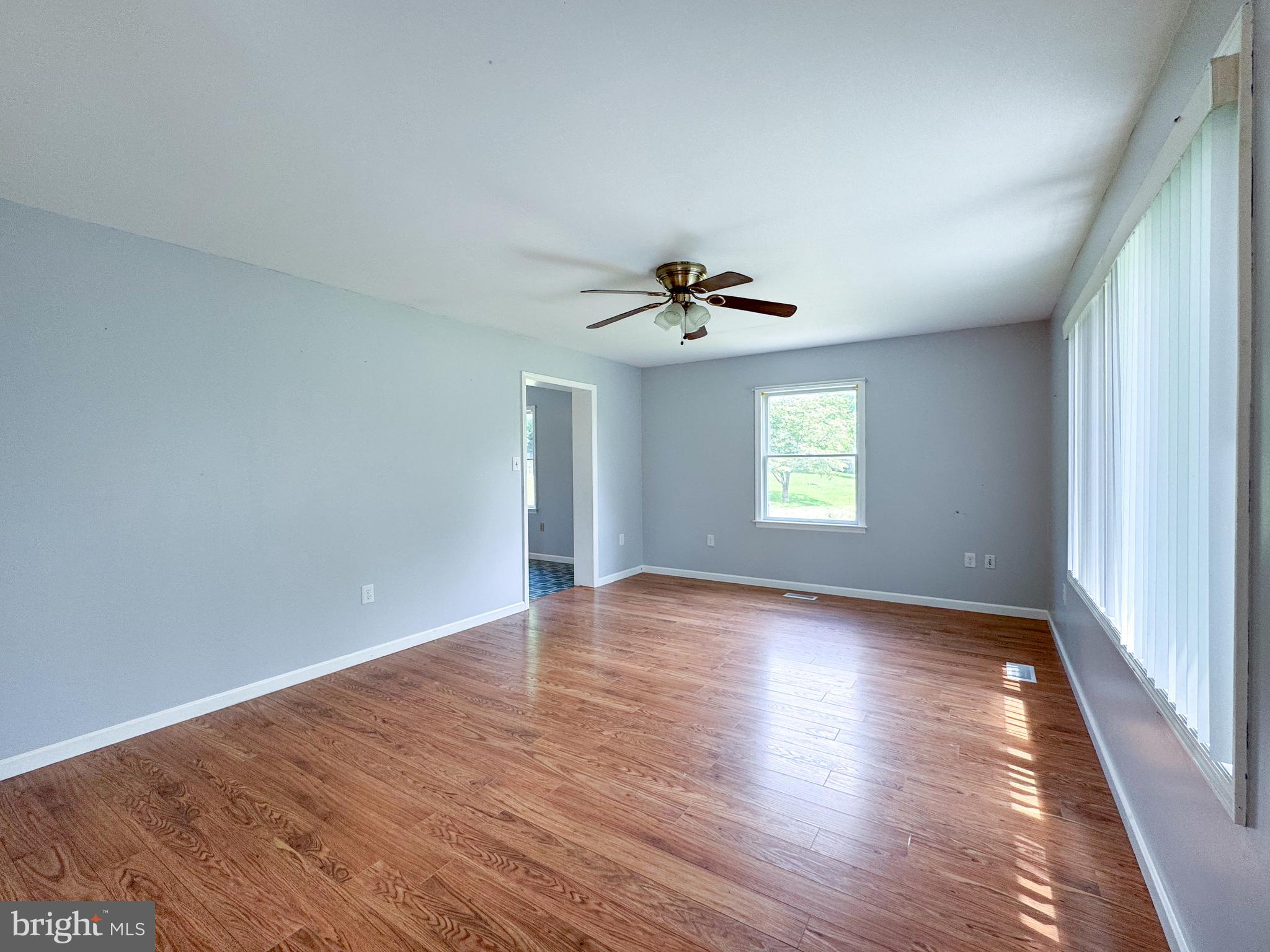 RIVERSIDE - Residential