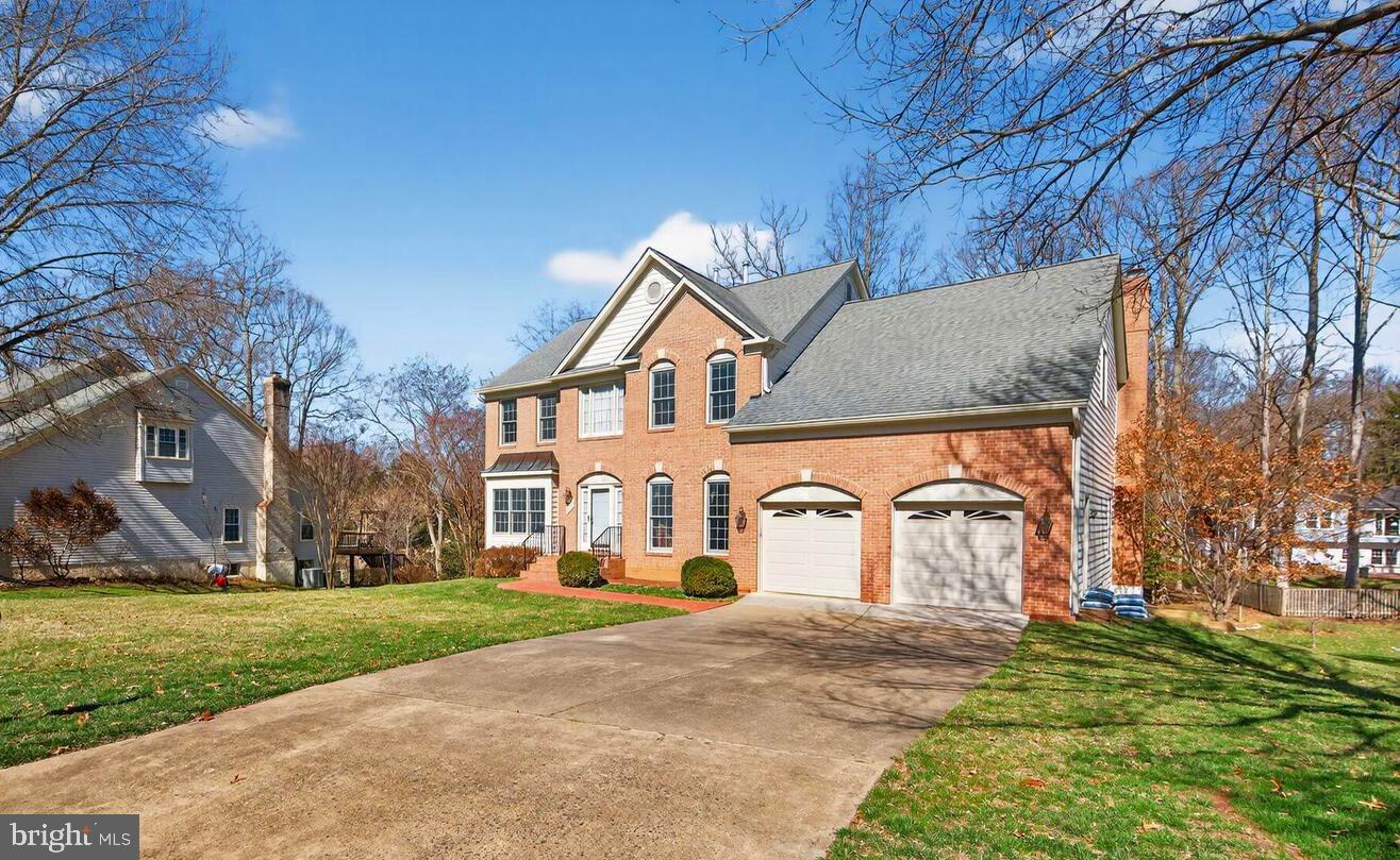 OAKTON GROVE - Residential