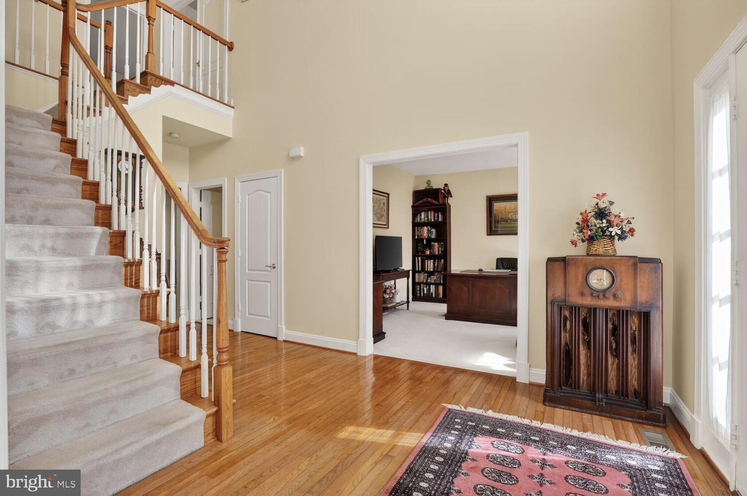 OAKTON GROVE - Residential