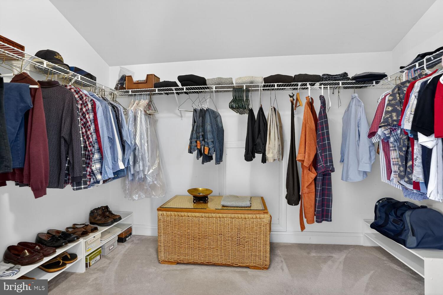 OAKTON GROVE - Residential