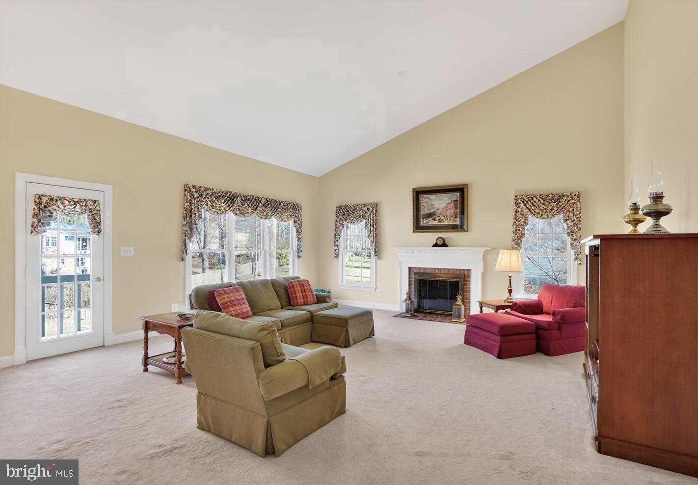 OAKTON GROVE - Residential