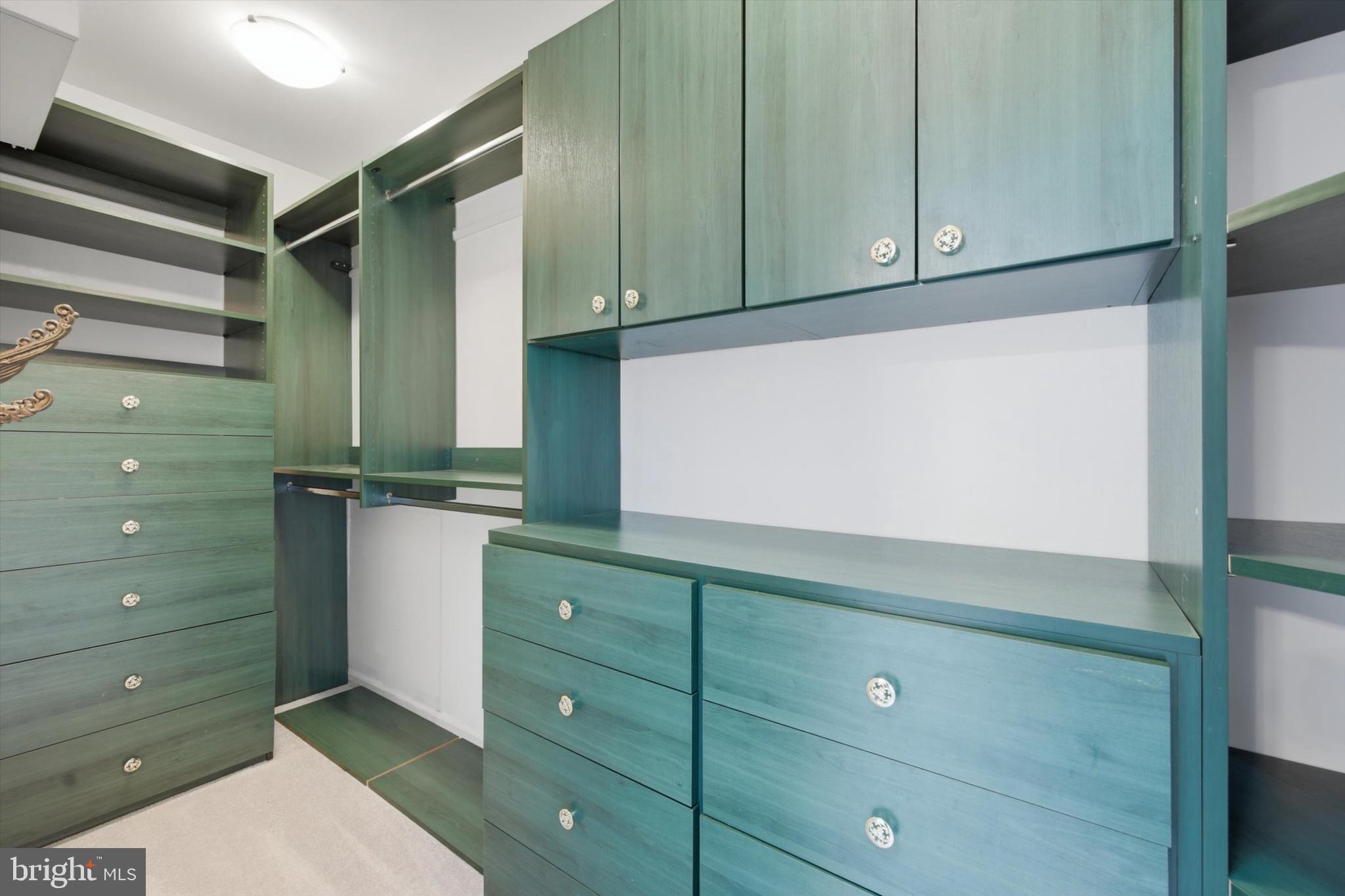 CHESTERBROOK/MAIN - Residential