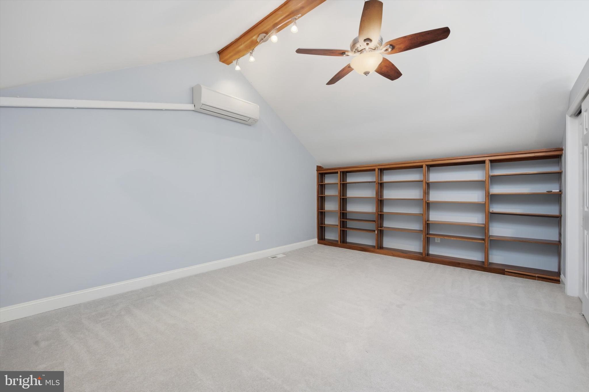 CHESTERBROOK/MAIN - Residential