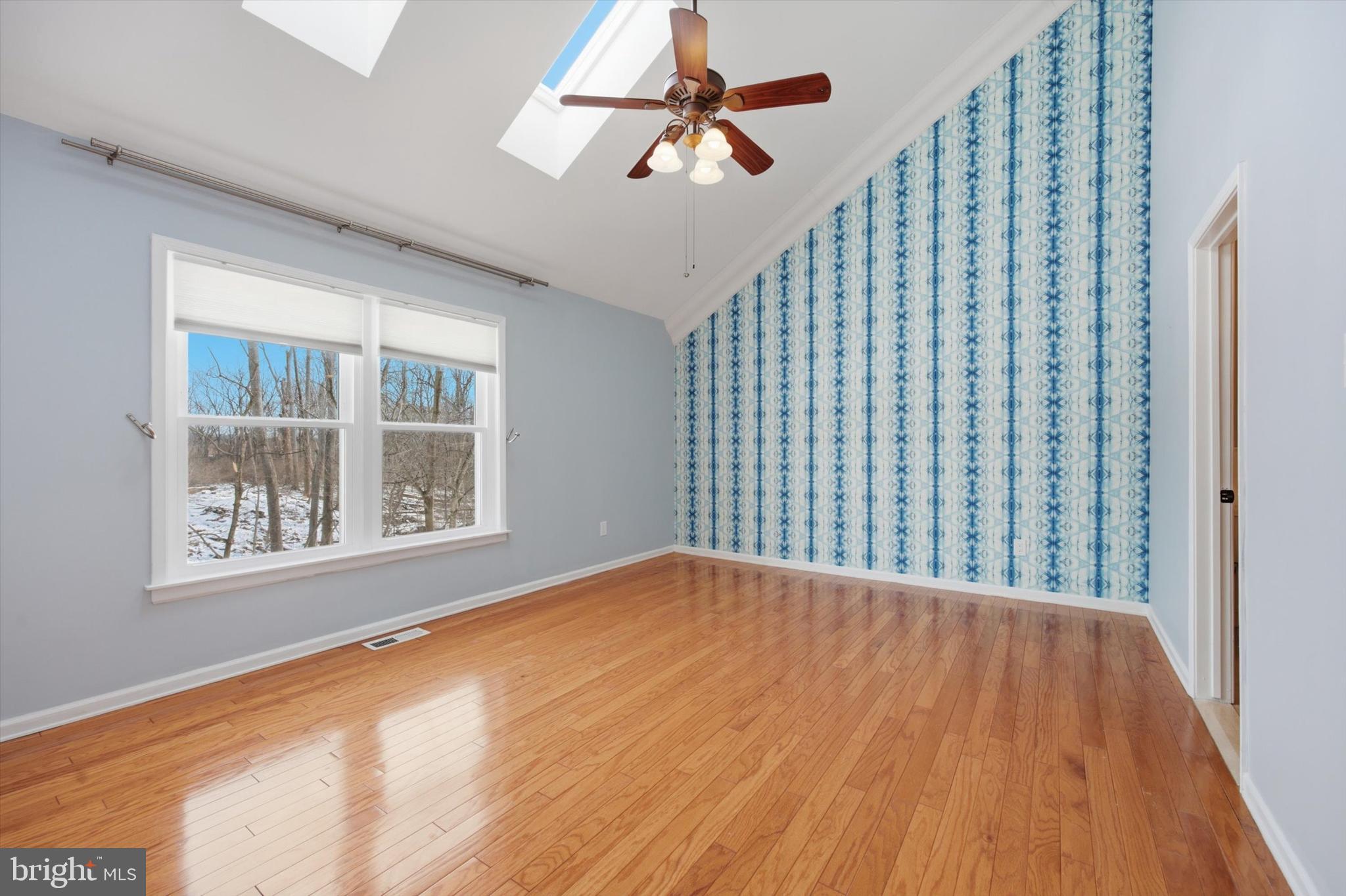 CHESTERBROOK/MAIN - Residential