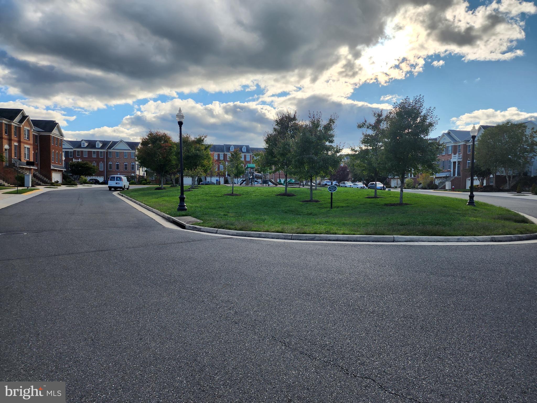 SOUTH RIDING - Residential Lease